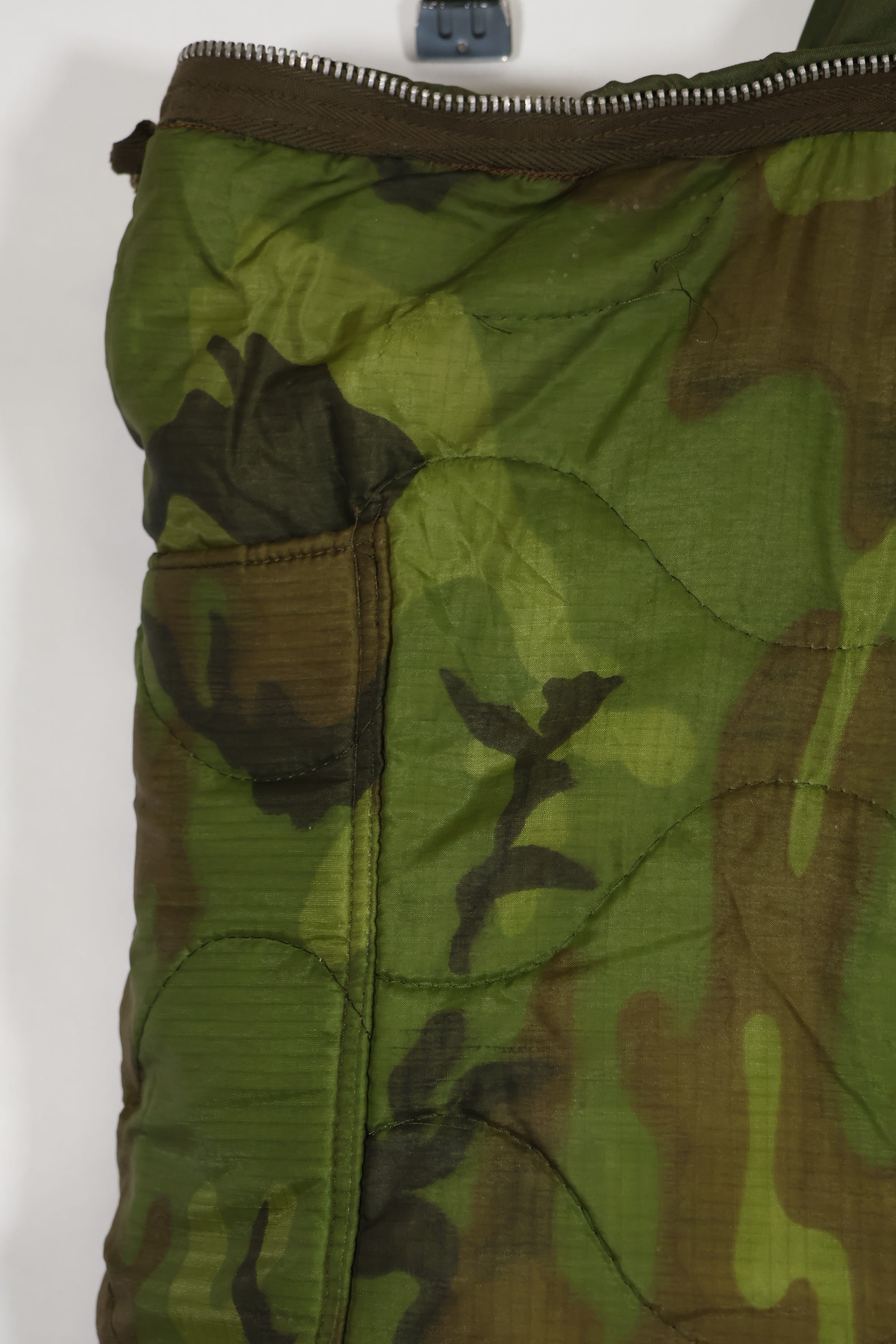 1970年製 アメリカ空軍 ヘルメットバッグ ERDLライナー レア品 中古品