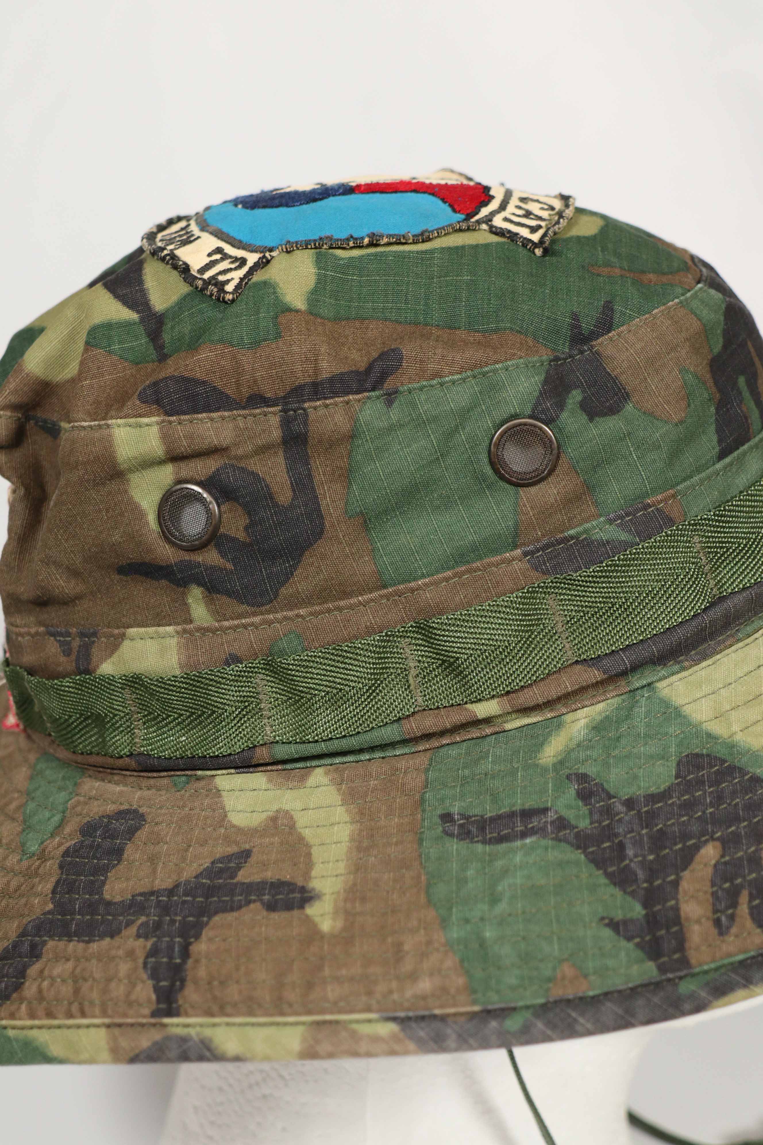 実物 ERDL 官給品ブーニーハット アメリカ軍 K-9 軍用犬 ローカルメイドパッチ&刺繍入り