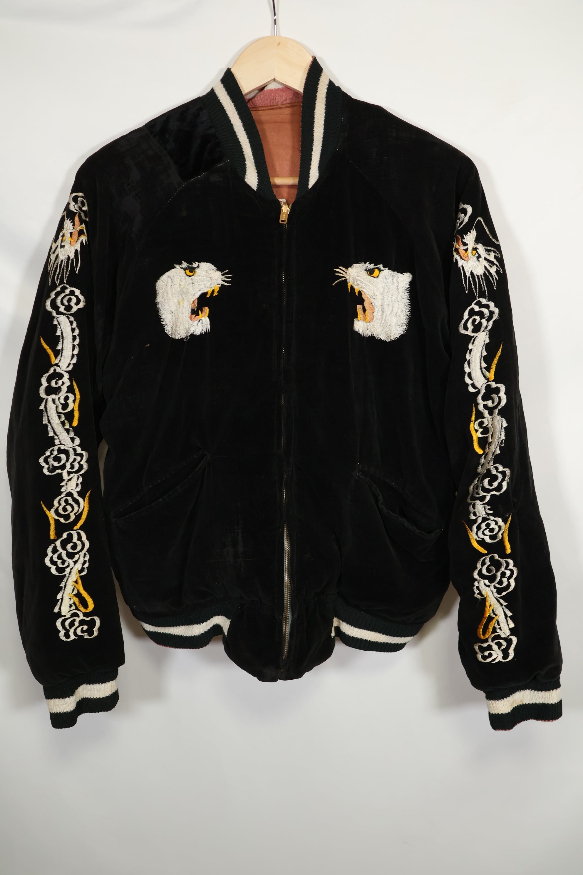 1950年代 Japan Jacket 大きめサイズ 虎デザイン ブラック 補修あり 中古品
