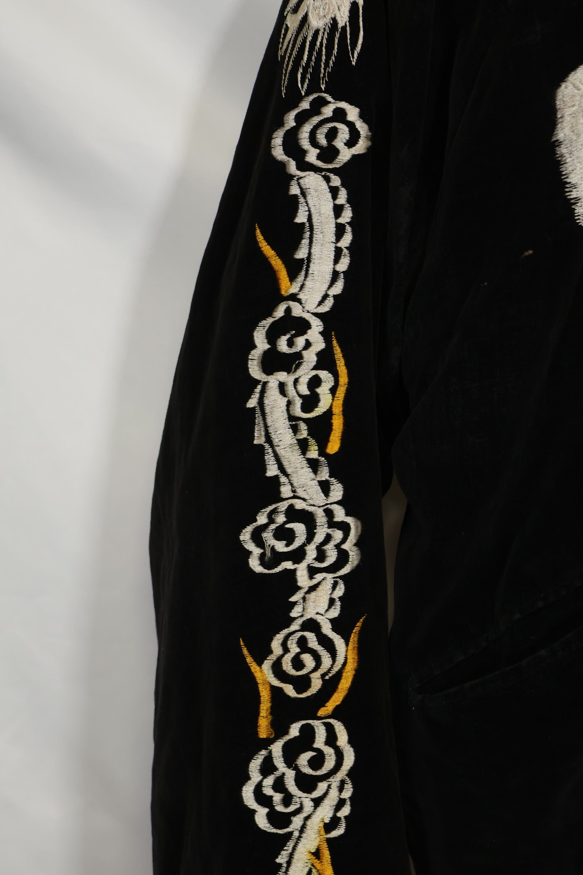 1950年代 Japan Jacket 大きめサイズ 虎デザイン ブラック 補修あり 中古品