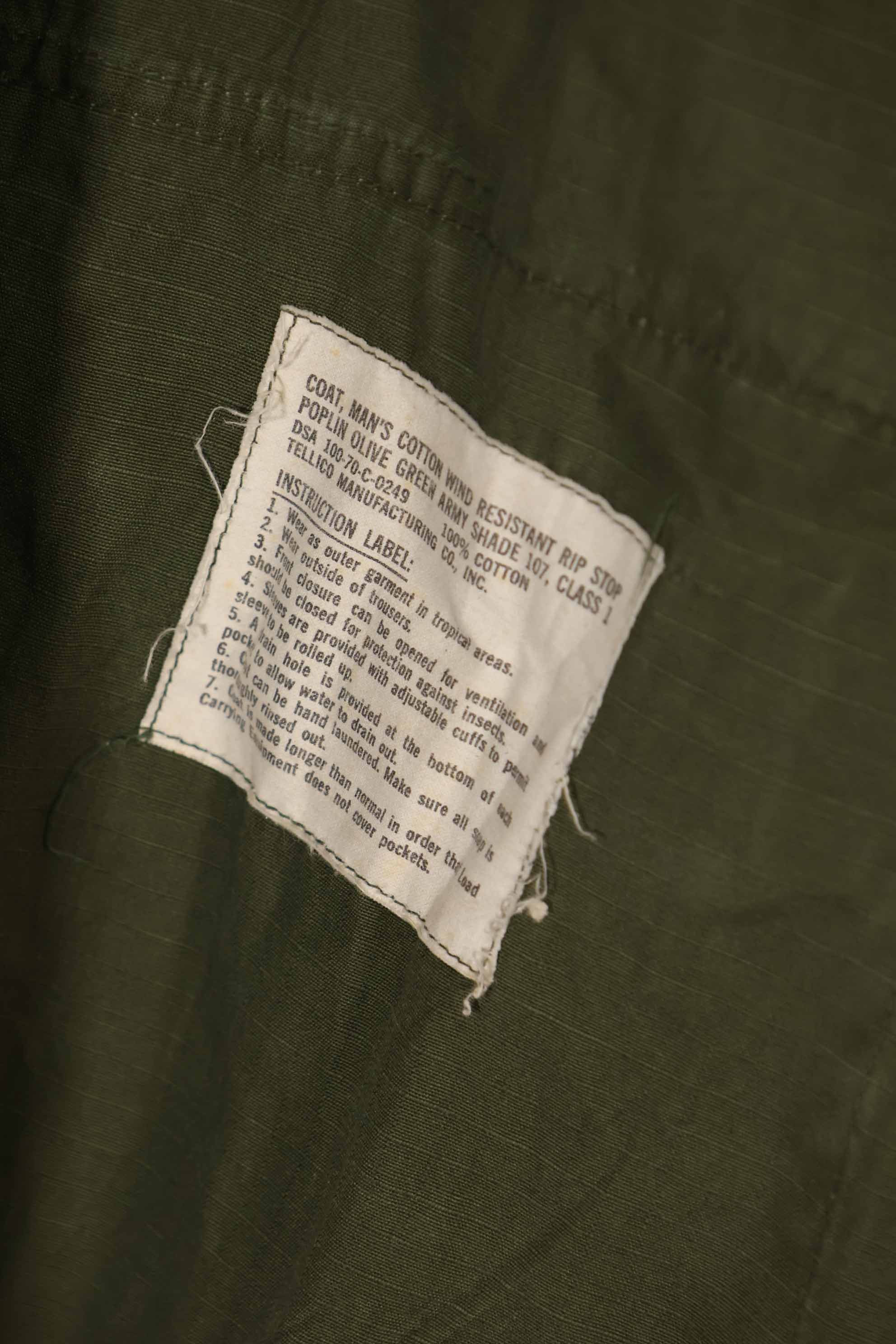 実物 1970年製 4th Model ジャングルファティーグ ジャケット M-R 徽章付き 中古品