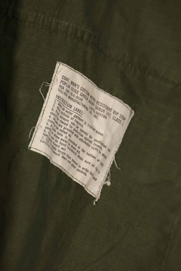 実物 1970年製 4th Model ジャングルファティーグ ジャケット M-R 徽章付き 中古品