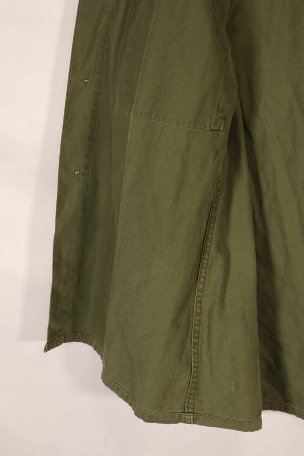 実物 1970年製 オーストラリア軍 OD ファティーグシャツ 階級章付き サイズ読めない