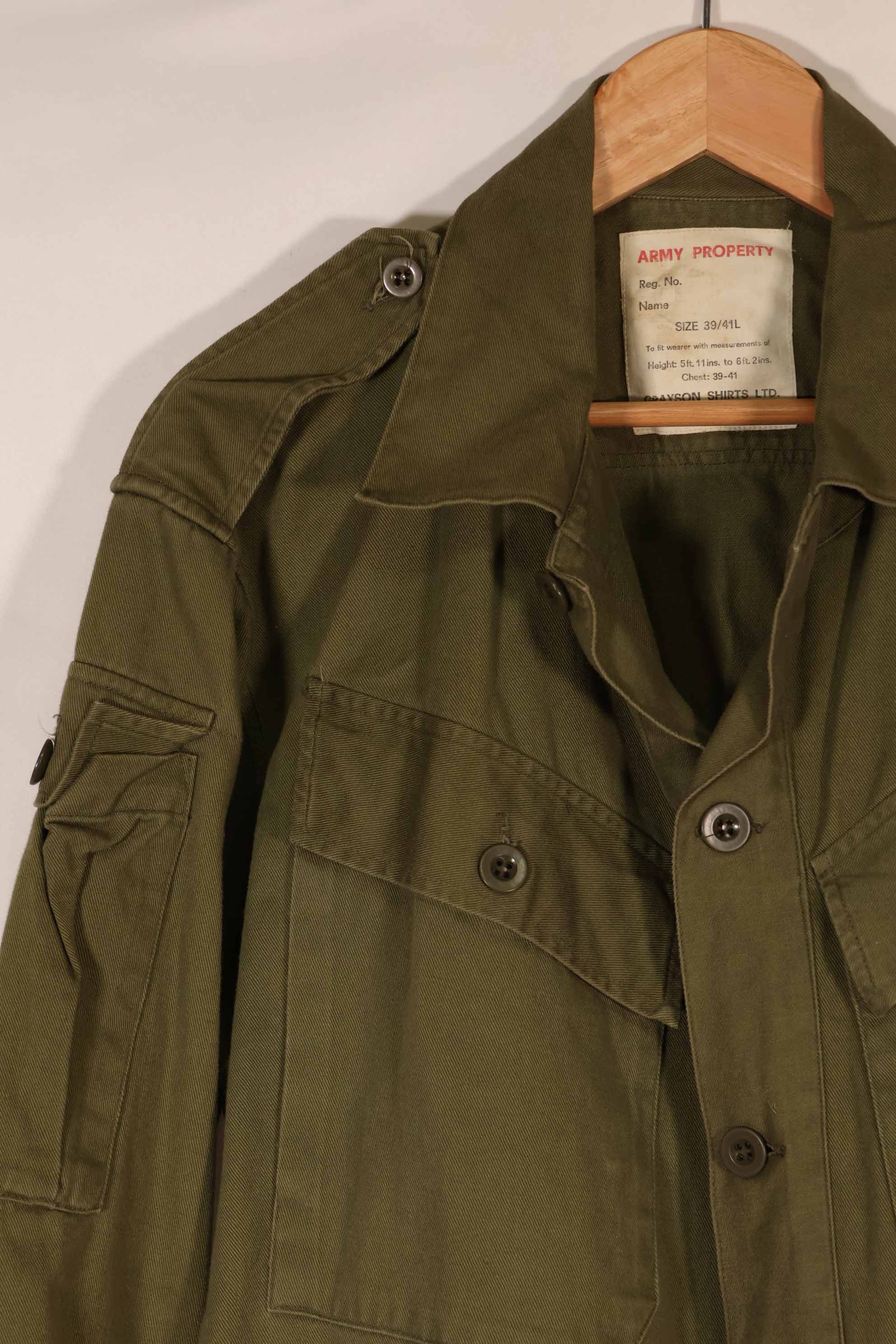 実物 1969年製 ニュージーランド軍 OD ファティーグシャツ Size 39/41L 中古品扱い