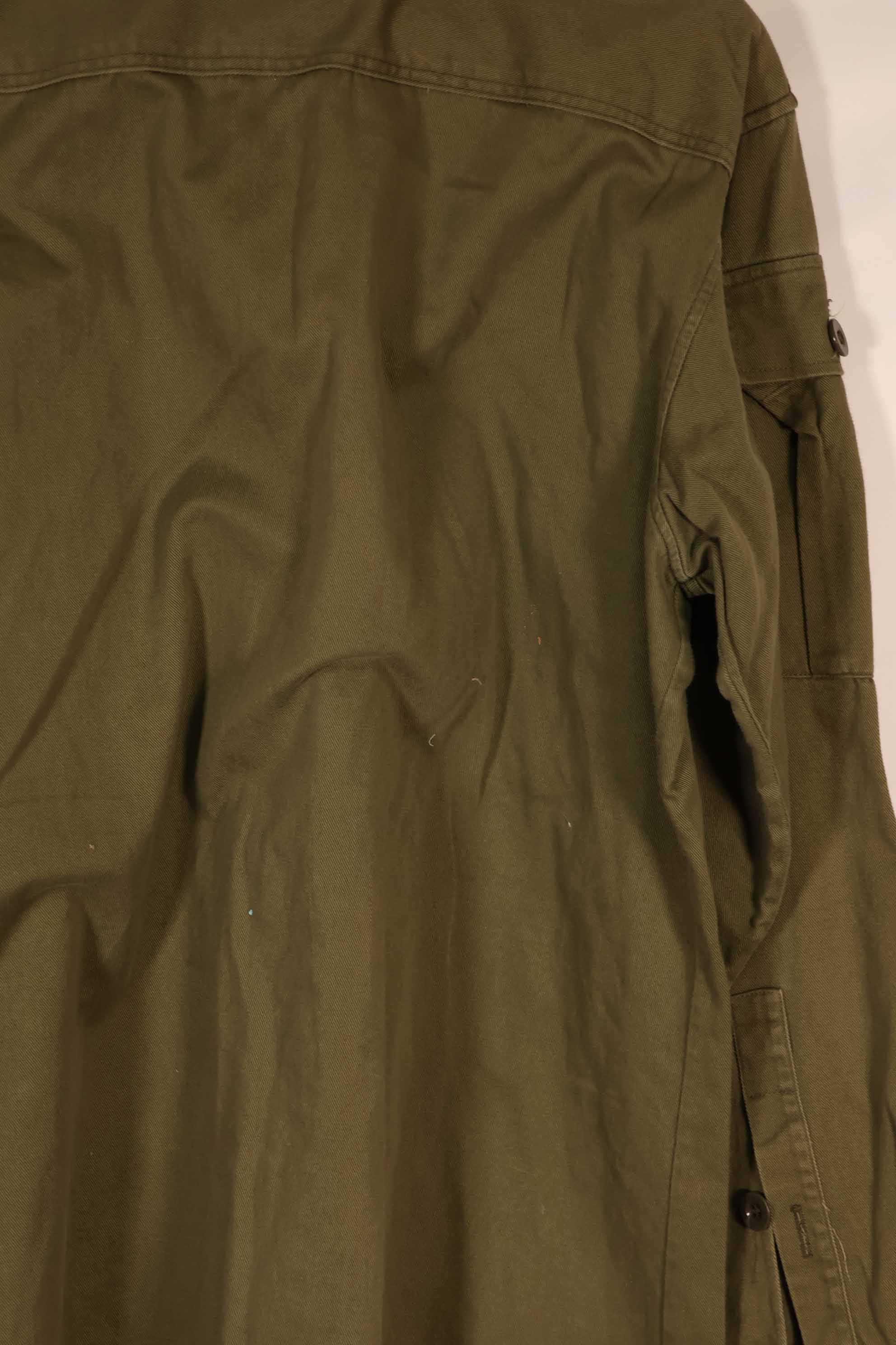 実物 1969年製 ニュージーランド軍 OD ファティーグシャツ Size 39/41L 中古品扱い