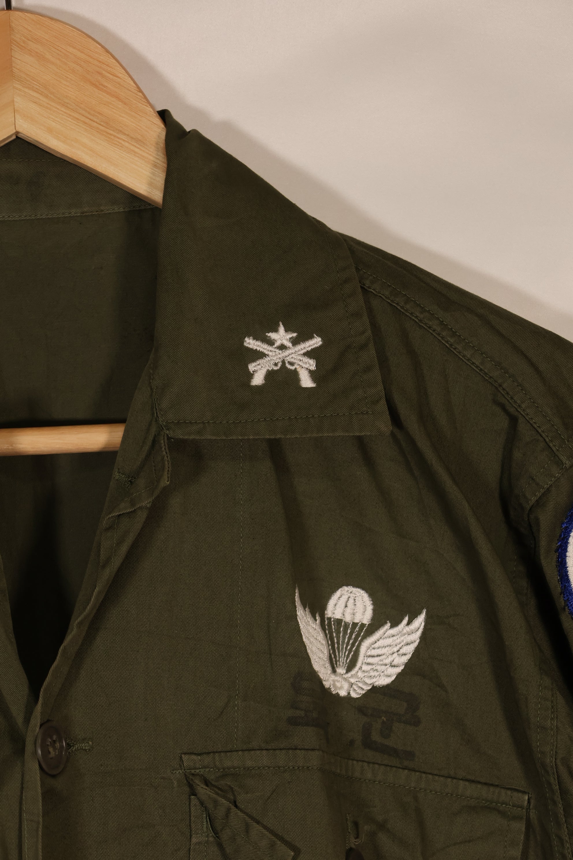 実物 韓国軍 ミリタリーポリス ポップリンシャツ 中古品 直接刺繍あり パッチ後付け