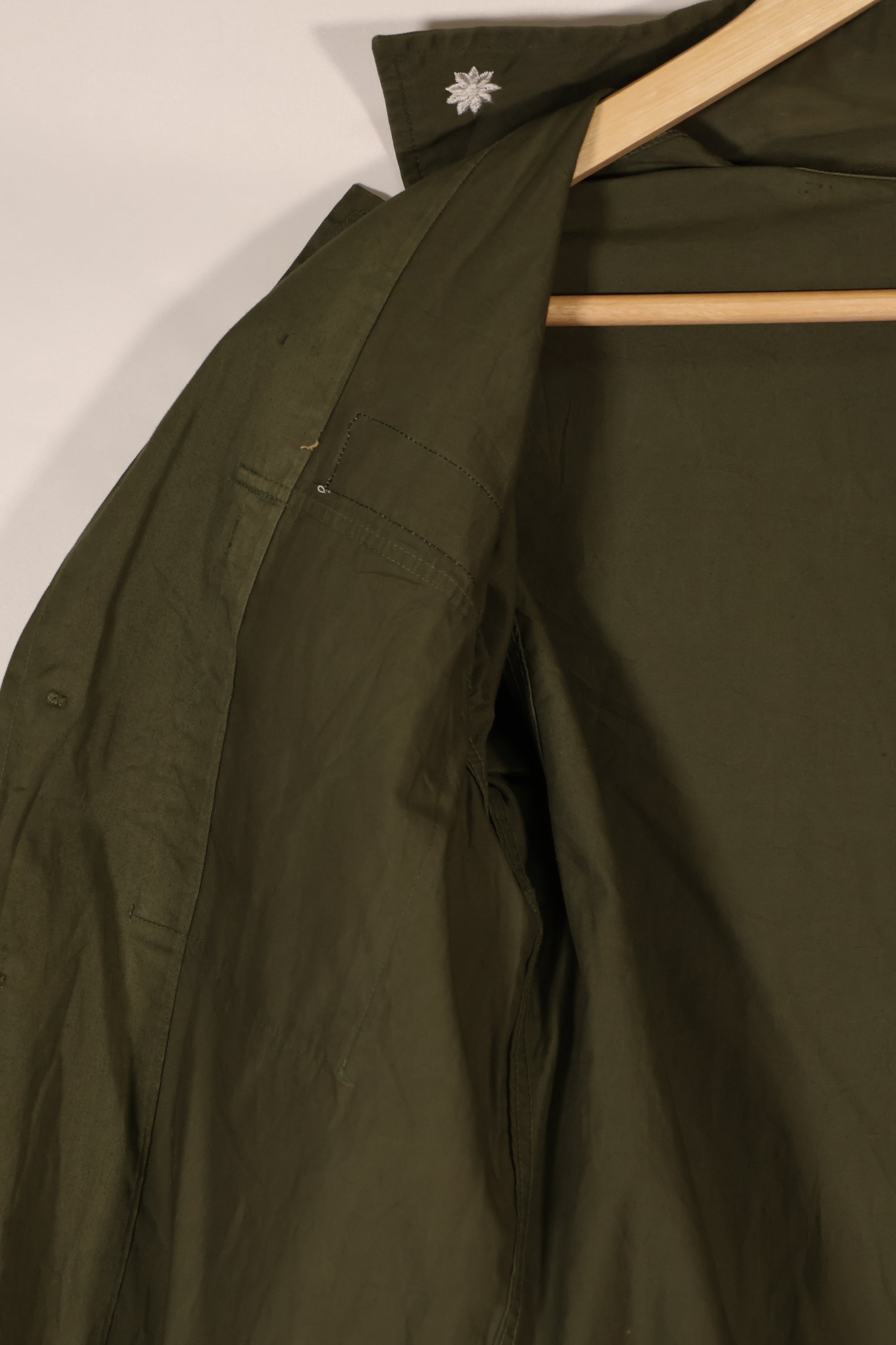 実物 韓国軍 ミリタリーポリス ポップリンシャツ 中古品 直接刺繍あり パッチ後付け