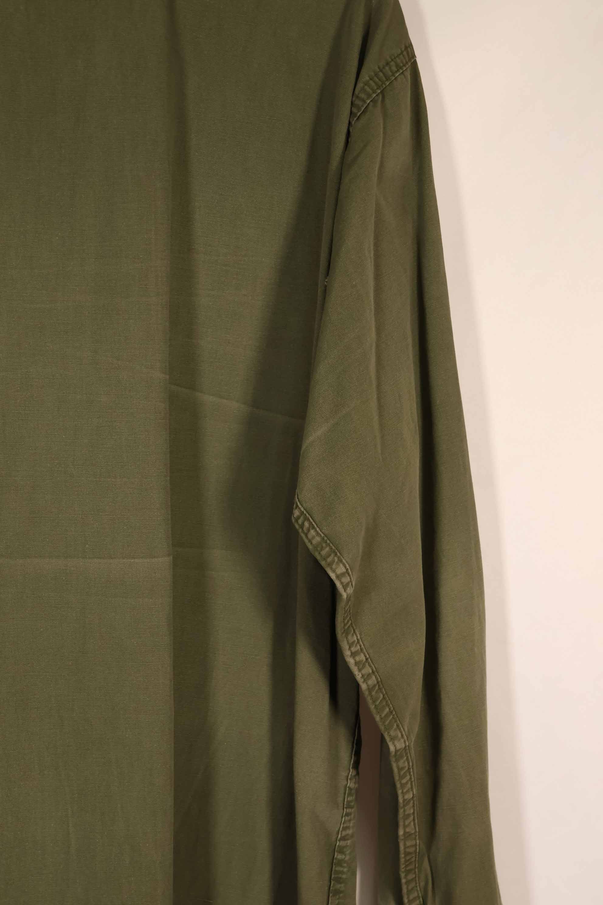 実物 ポップリン製 OG-107 ユーティリティシャツ 後付けMACVパッチ付き X-LARGE 中古品