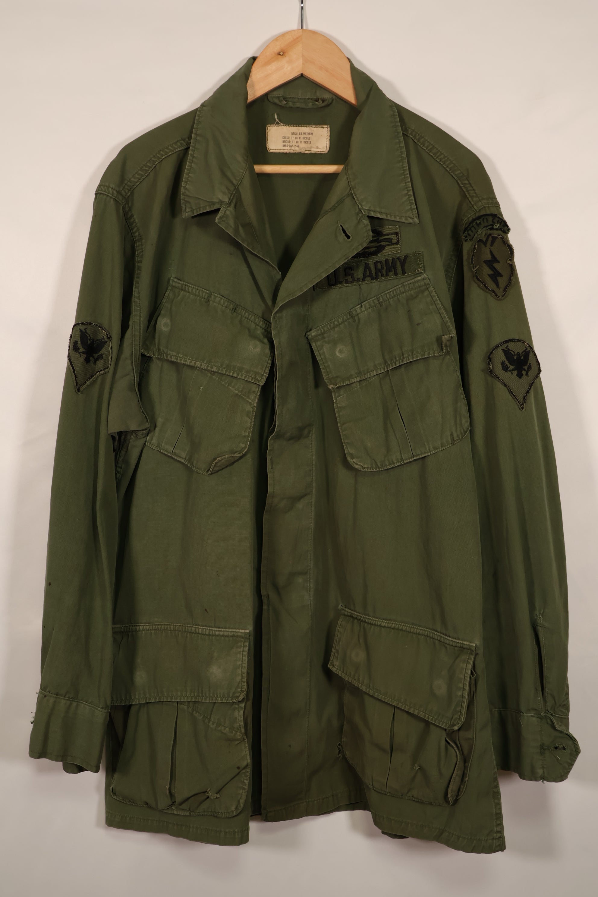 実物 1966年〜1967年製 3rd Model ジャングルファティーグ M-R 25th Inf パッチ付き 中古品