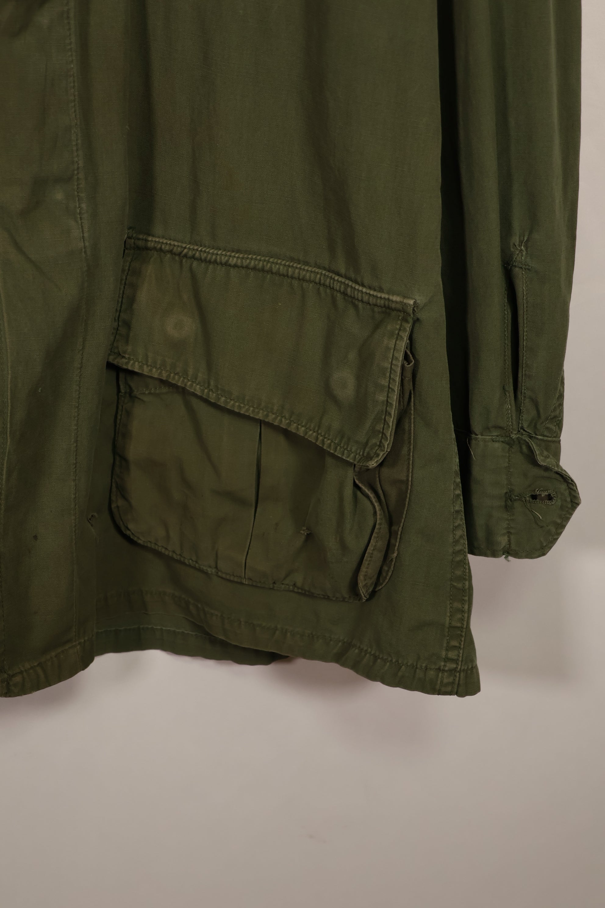 実物 1966年〜1967年製 3rd Model ジャングルファティーグ M-R 25th Inf パッチ付き 中古品