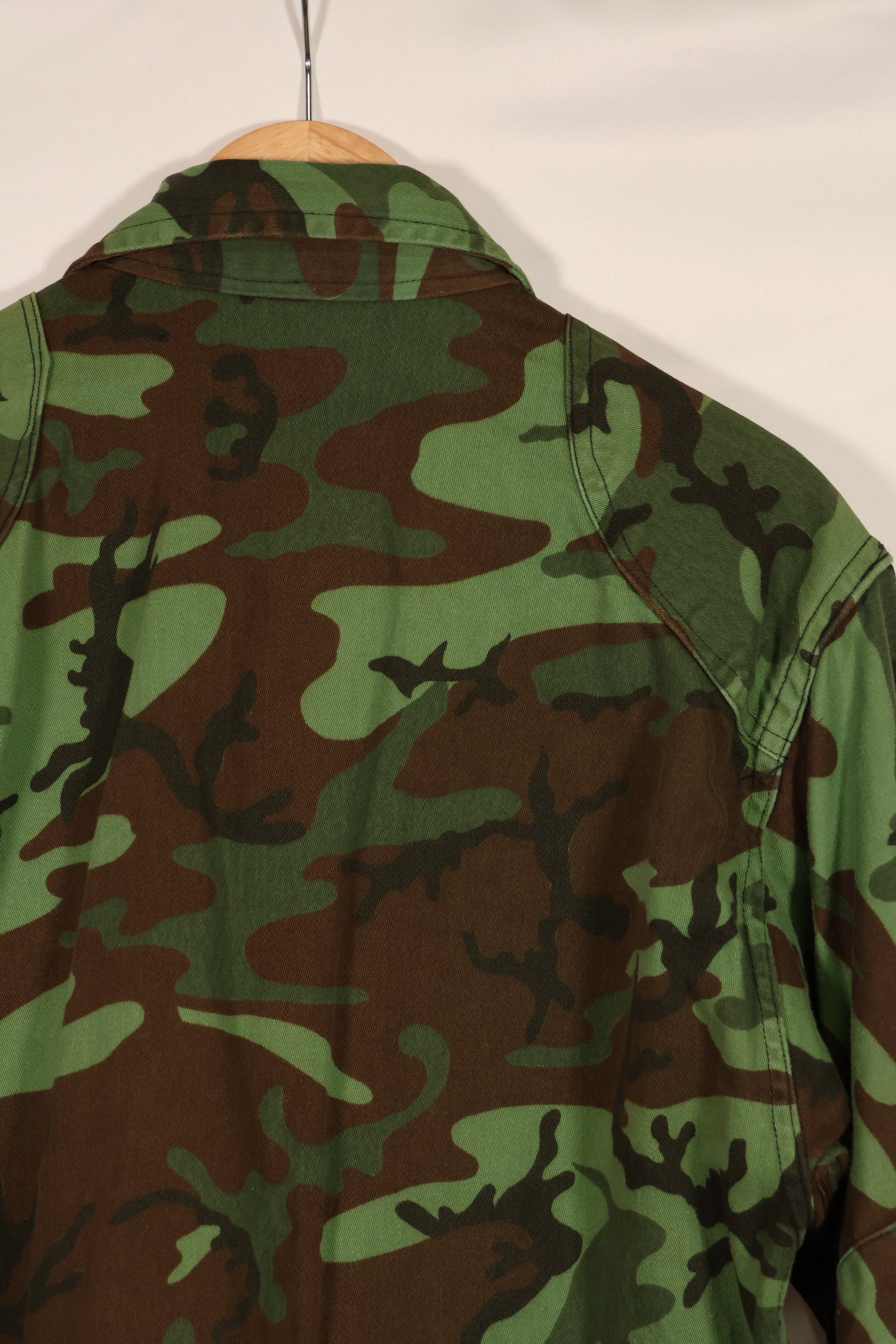 実物 南ベトナム軍レンジャー 空挺師団 ARVN リーフ迷彩 状態良い 中古品