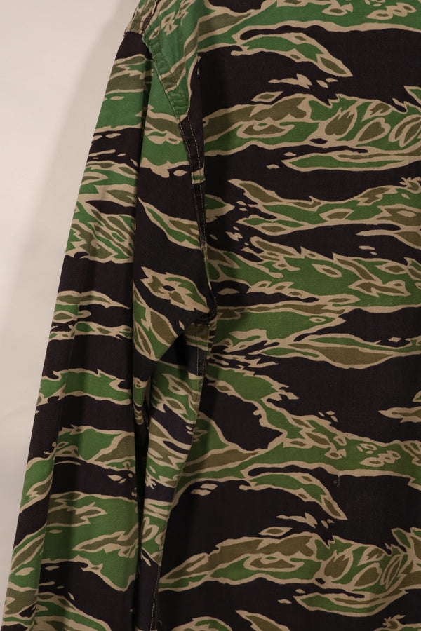 実物 レイトウォーパターン タイガーストライプ シャツ ライトウェイト 退色あり 中古品