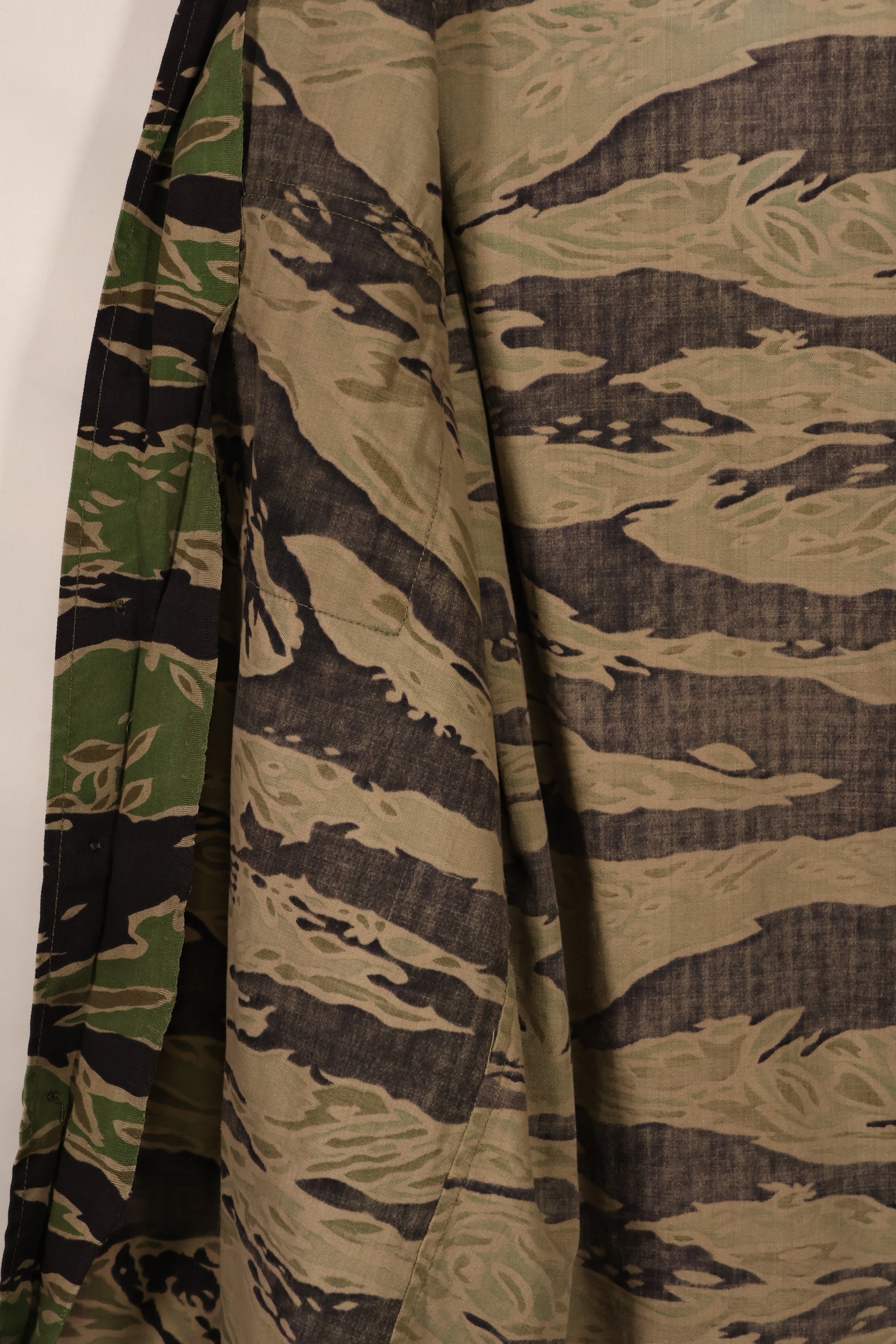 実物 レイトウォーパターン タイガーストライプ シャツ ライトウェイト 退色あり 中古品