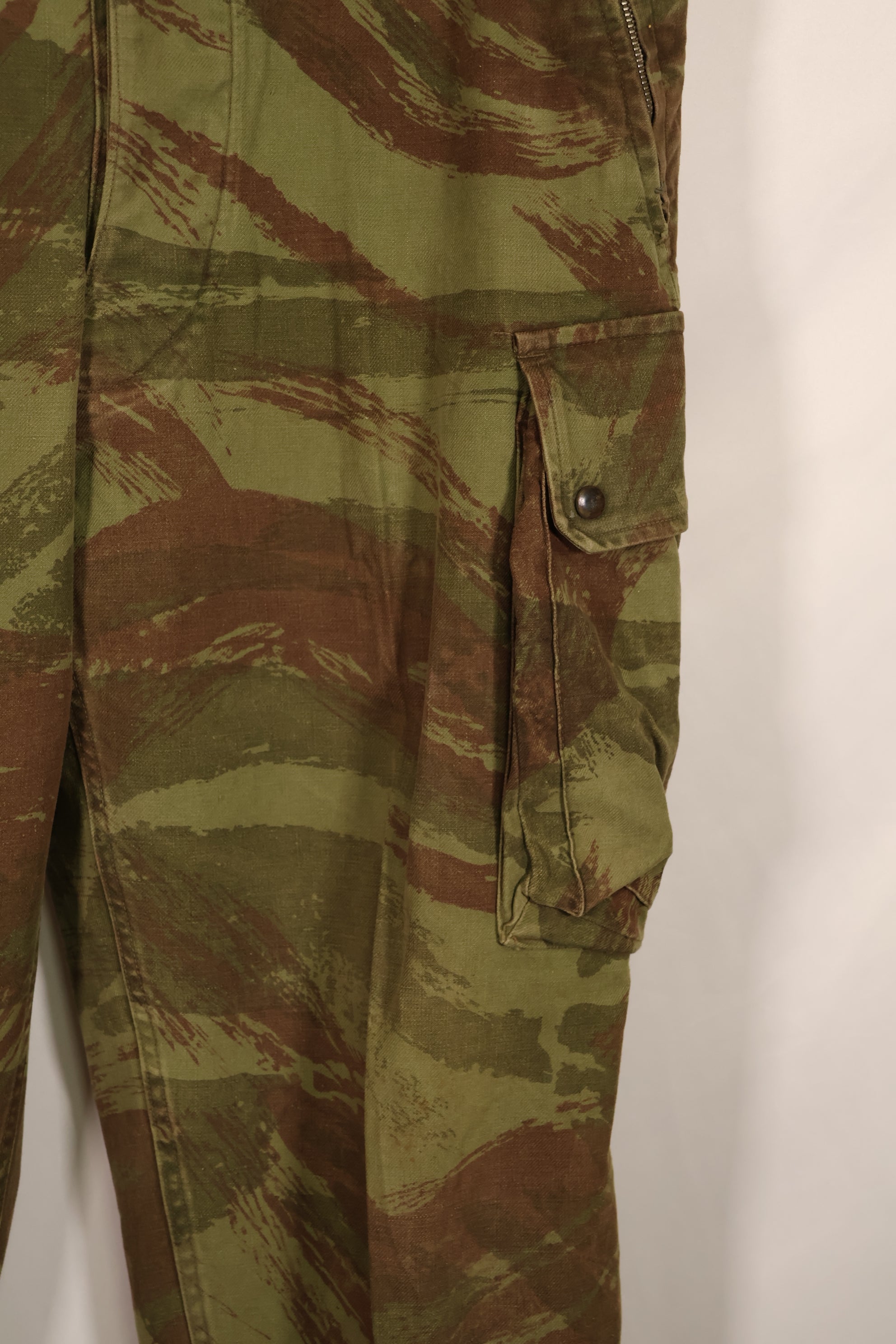 実物 フランス軍 インドシナ戦争 リザード迷彩 TAP 47/53 空挺パンツ 中古品
