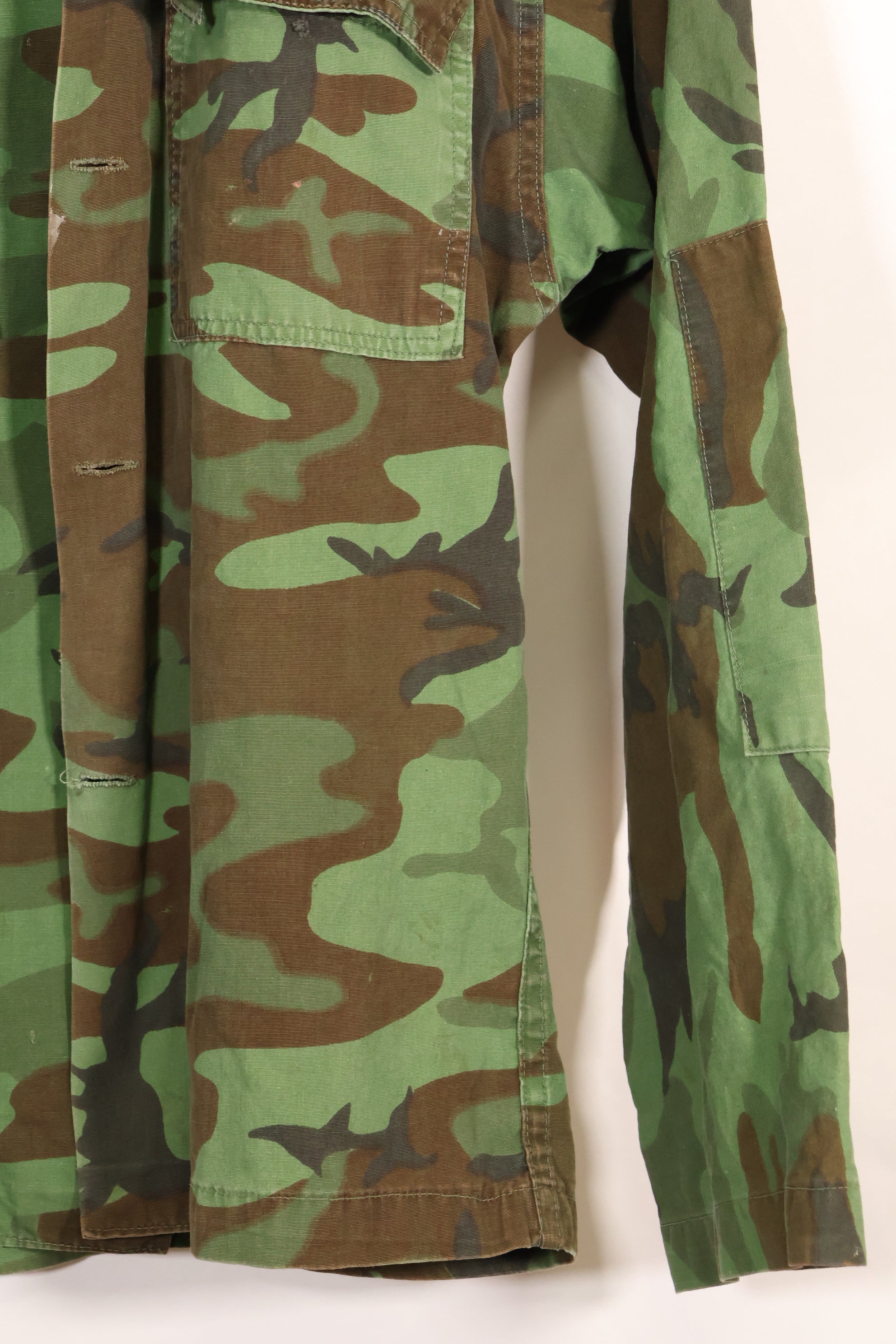 1960年代 ポップリン製 ARVN リーフ迷彩 シャツ 薄手生地 レア品 中古品