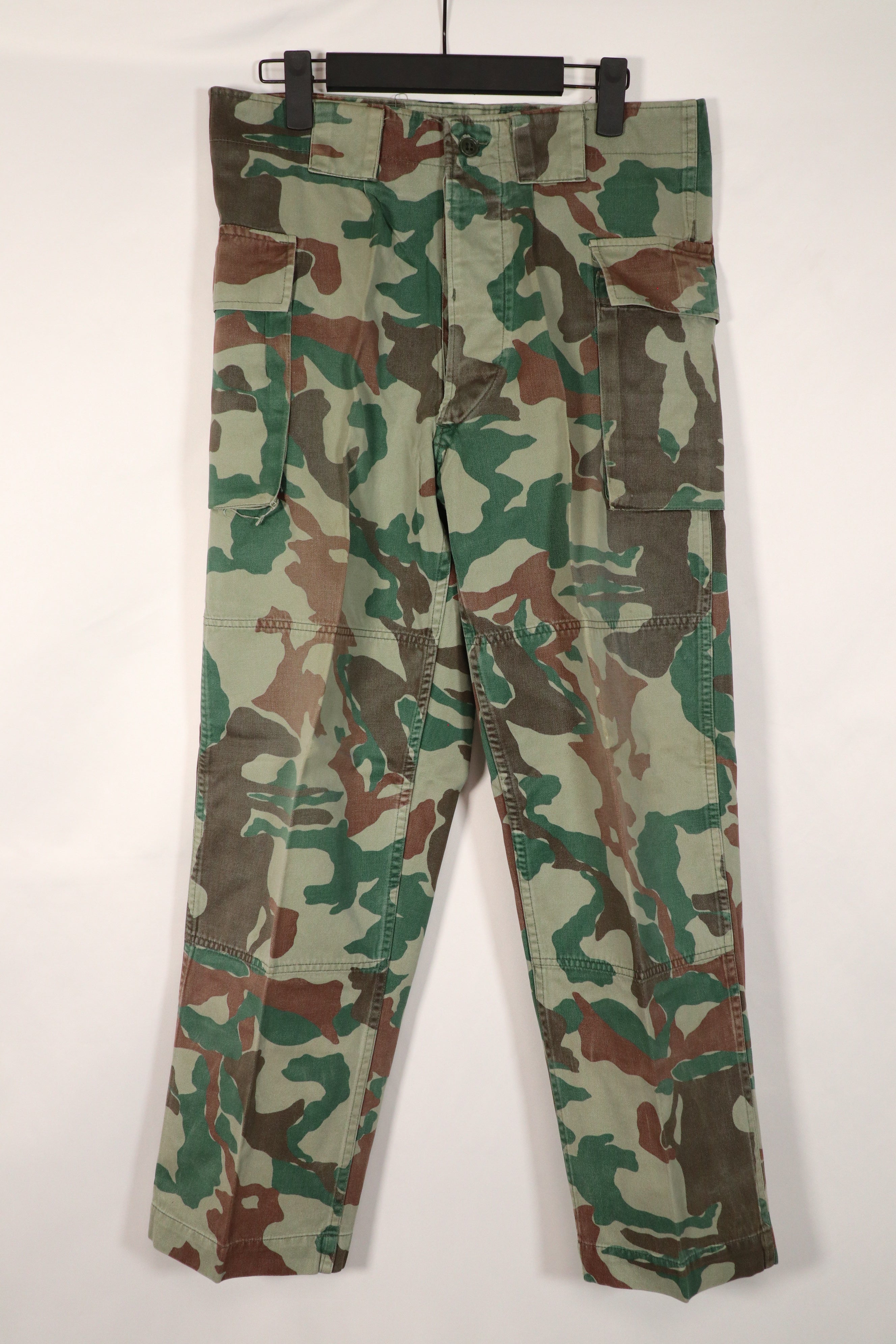 実物 日本国 陸上自衛隊 1980年代 熊笹迷彩 パンツ 中古品 傷あり