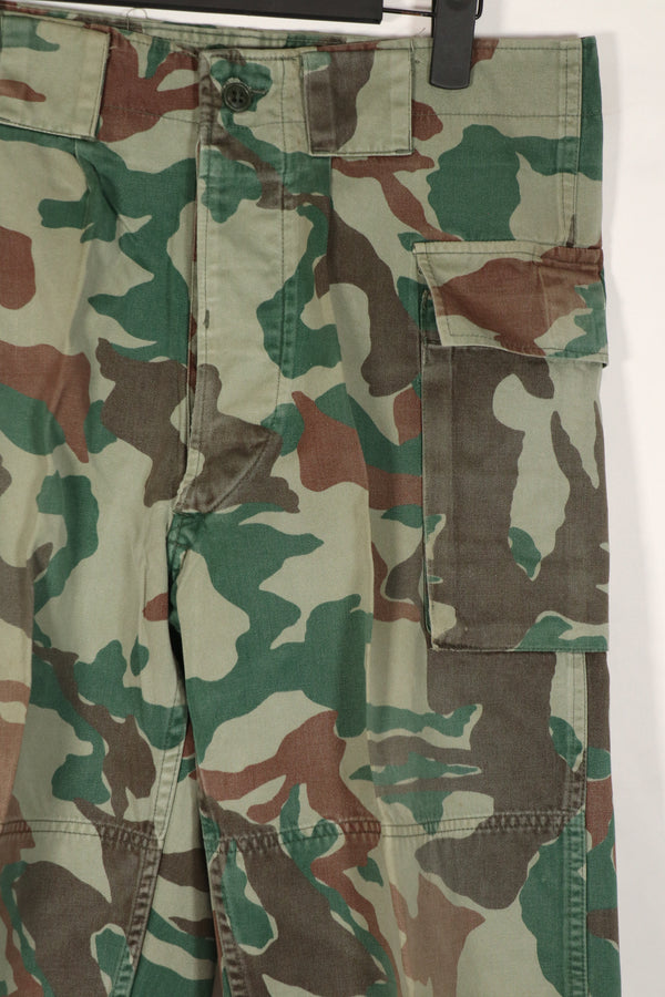 実物 日本国 陸上自衛隊 1980年代 熊笹迷彩 パンツ 中古品 傷あり