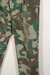 実物 日本国 陸上自衛隊 1980年代 熊笹迷彩 パンツ 中古品 傷あり