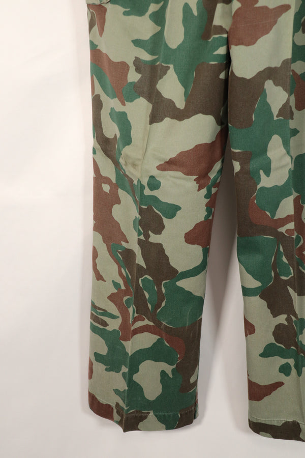 実物 日本国 陸上自衛隊 1980年代 熊笹迷彩 パンツ 中古品 傷あり