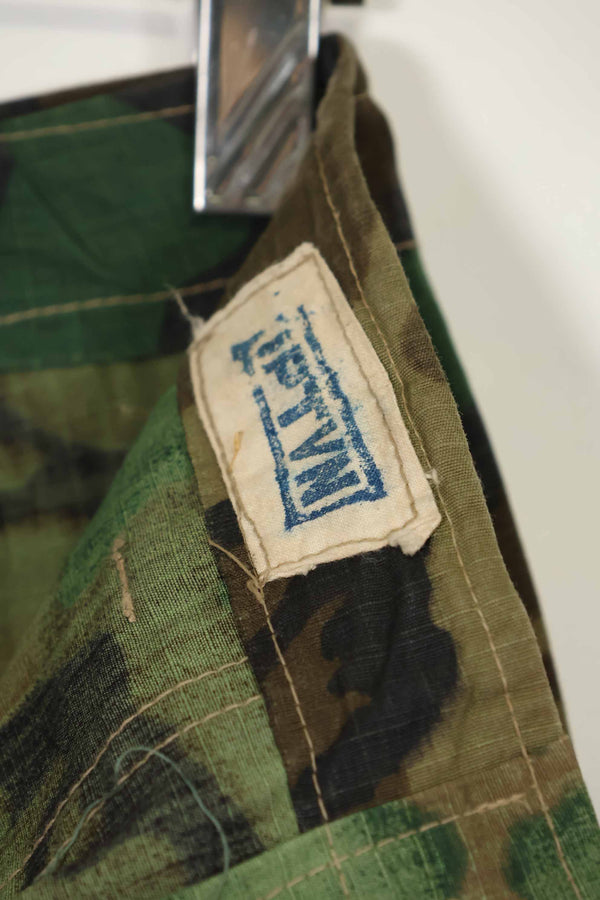 映画会社衣装 実物生地 ARVN ERDL迷彩 上下セット 未使用品