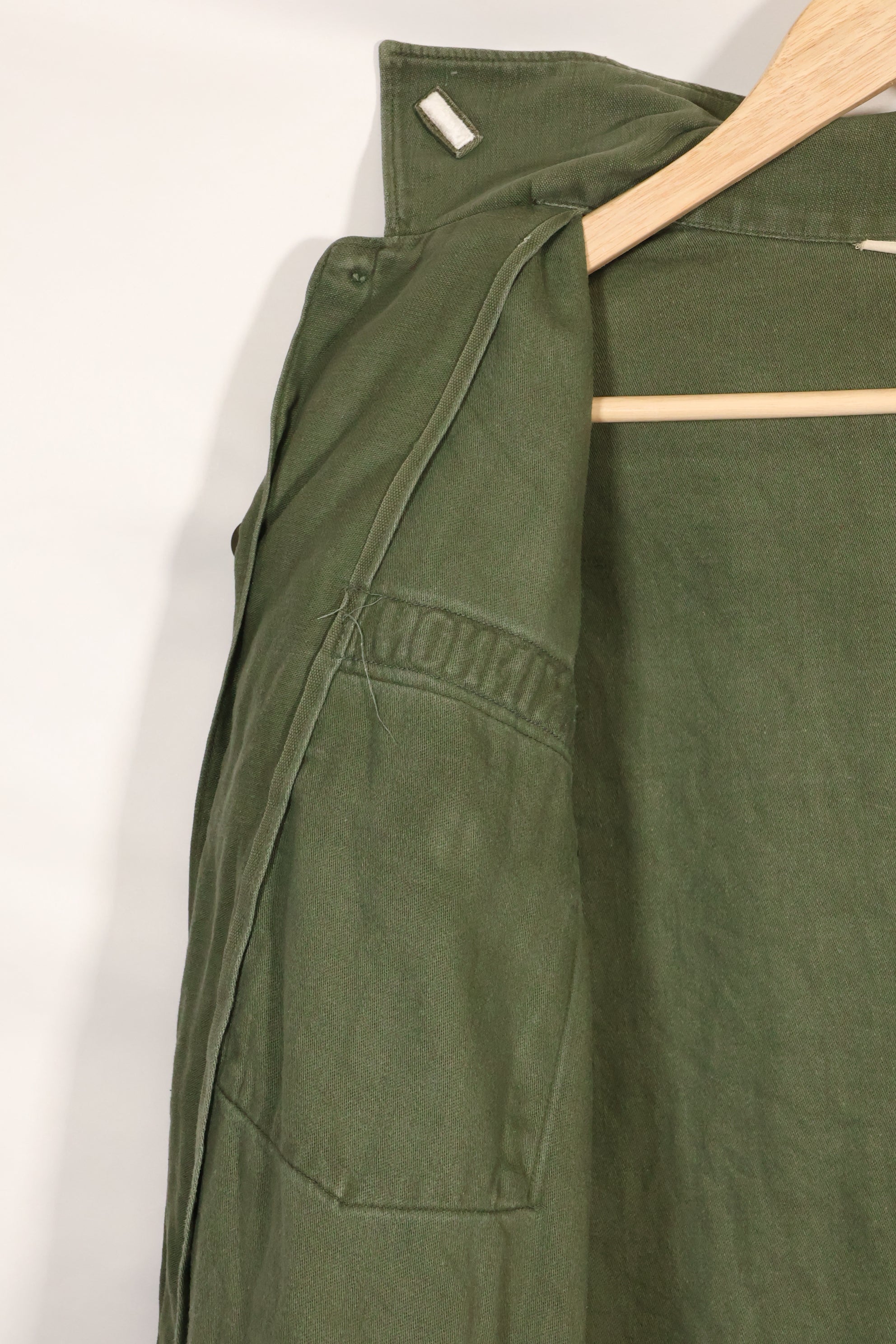 1967年契約 スヌーピーパッチ アメリカ海軍 USN OG-107 ユーティリティシャツ 中古品 B