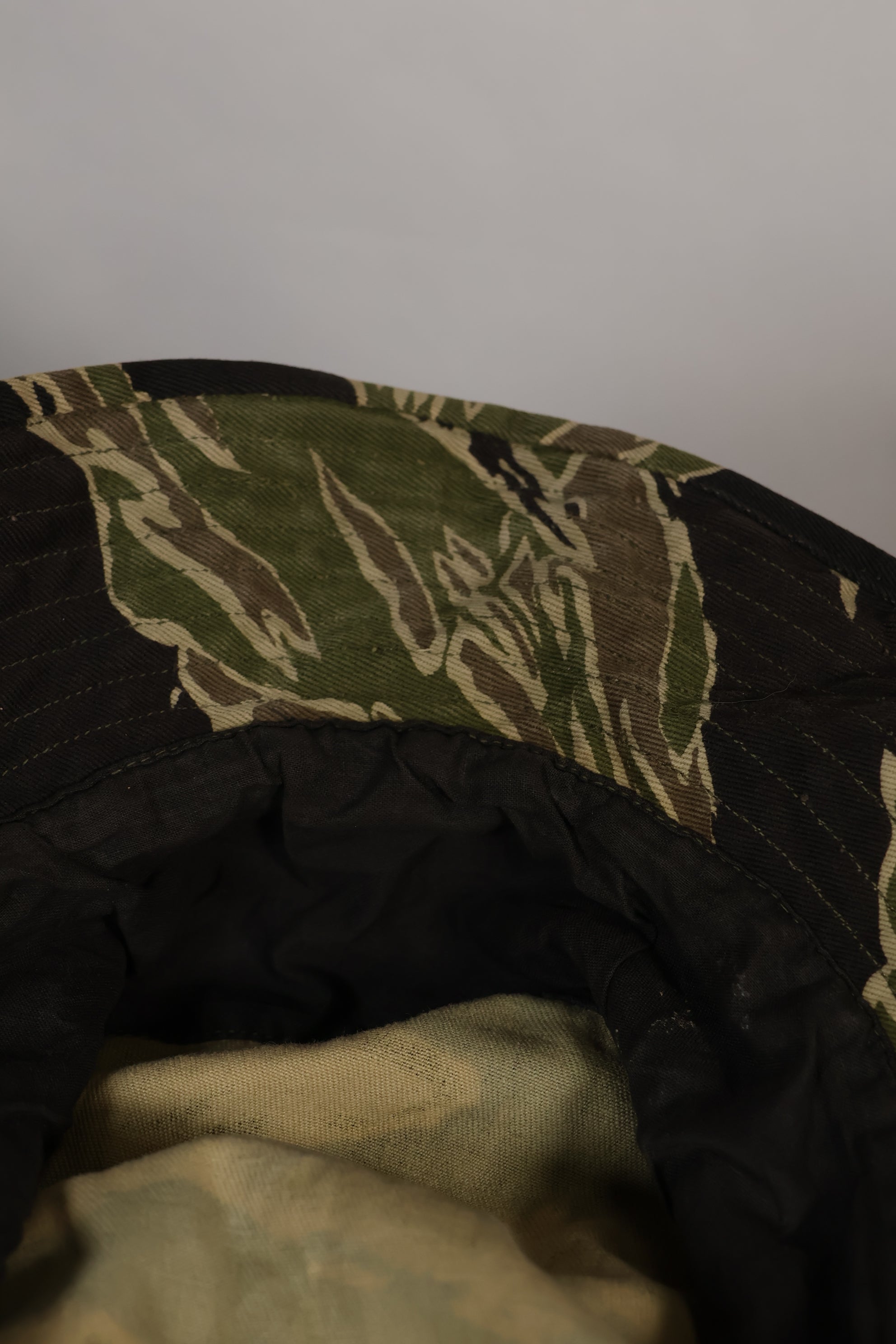 実物 沖縄タイガー タイガーストライプ CISOカット ブーニーハット 大きめ 中古品