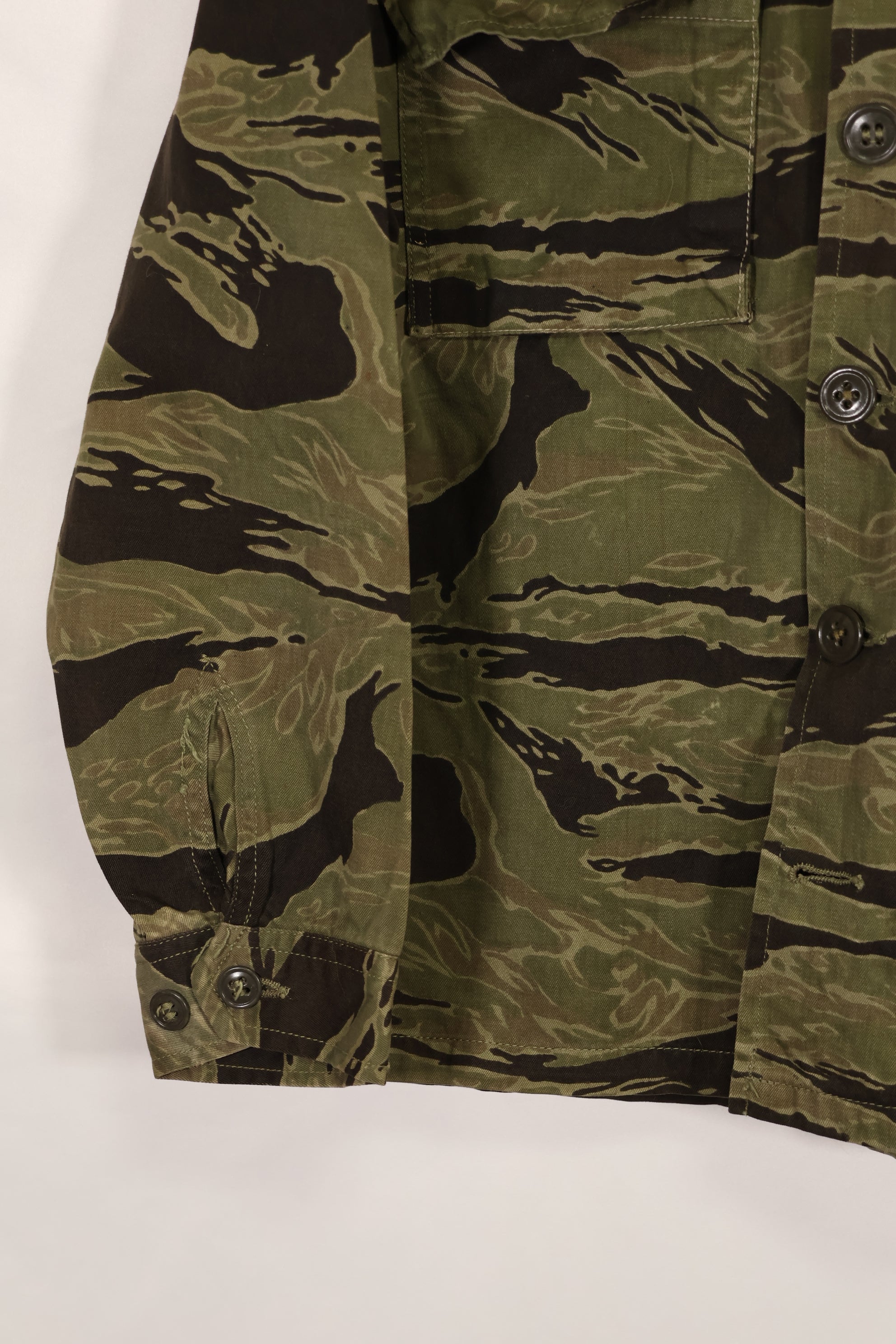 実物 クラシックパターン タイガーストライプ シャツ Asian Cut 中古品