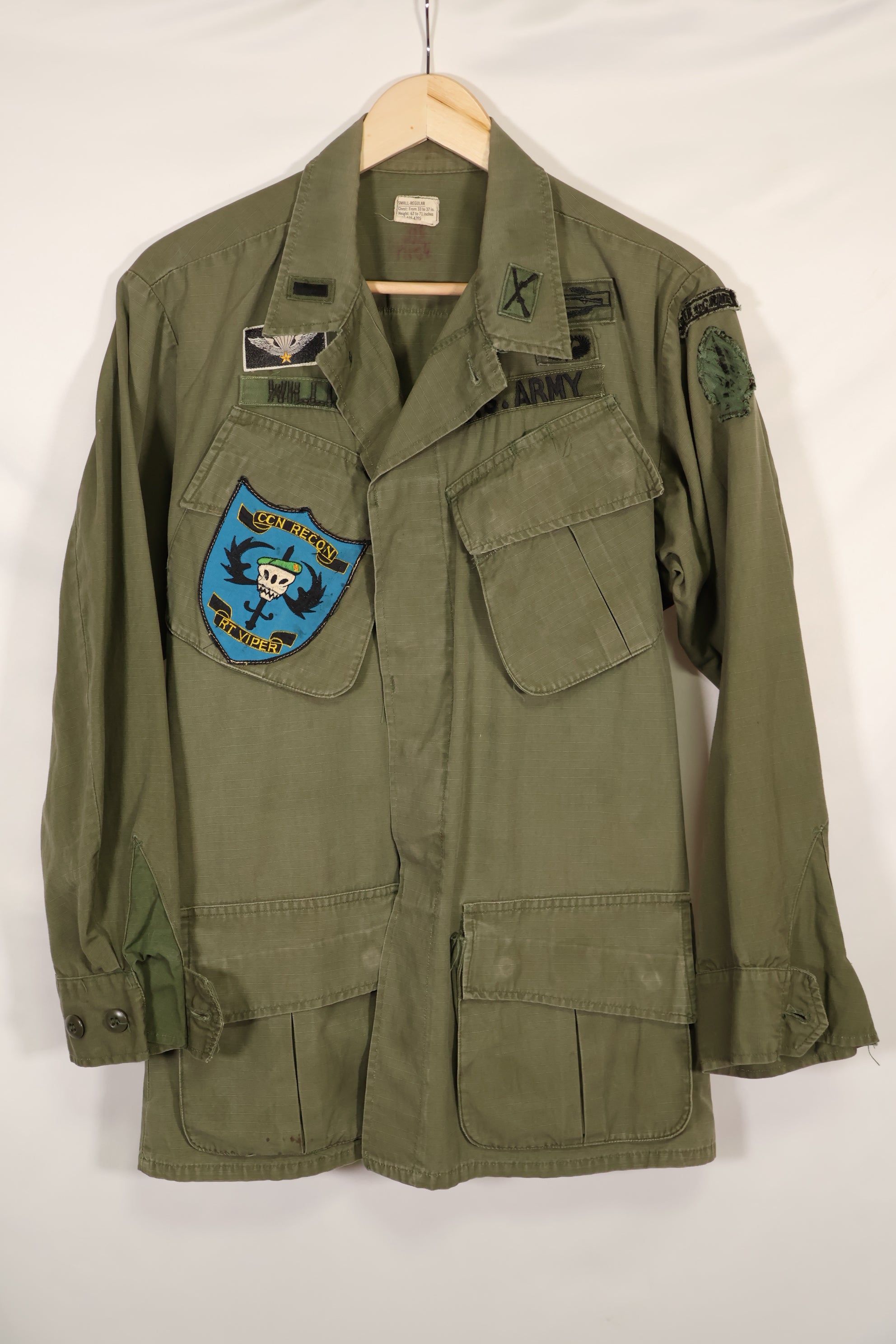 実物 MACV SOG RT VIPER 元隊員 4th Model ジャングルファティーグ RECONパッチのみレプリカ