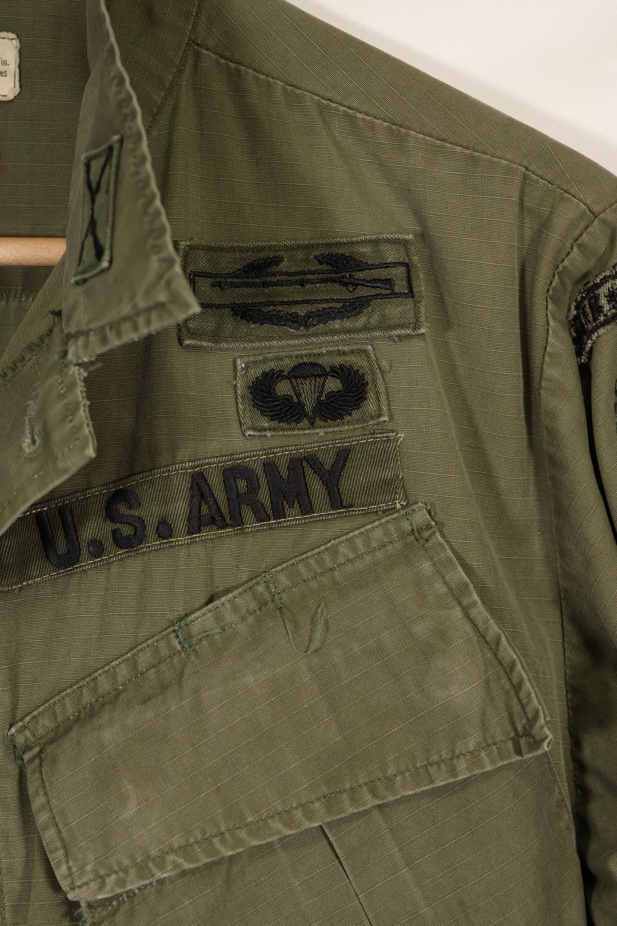 実物 MACV SOG RT VIPER 元隊員 4th Model ジャングルファティーグ RECONパッチのみレプリカ