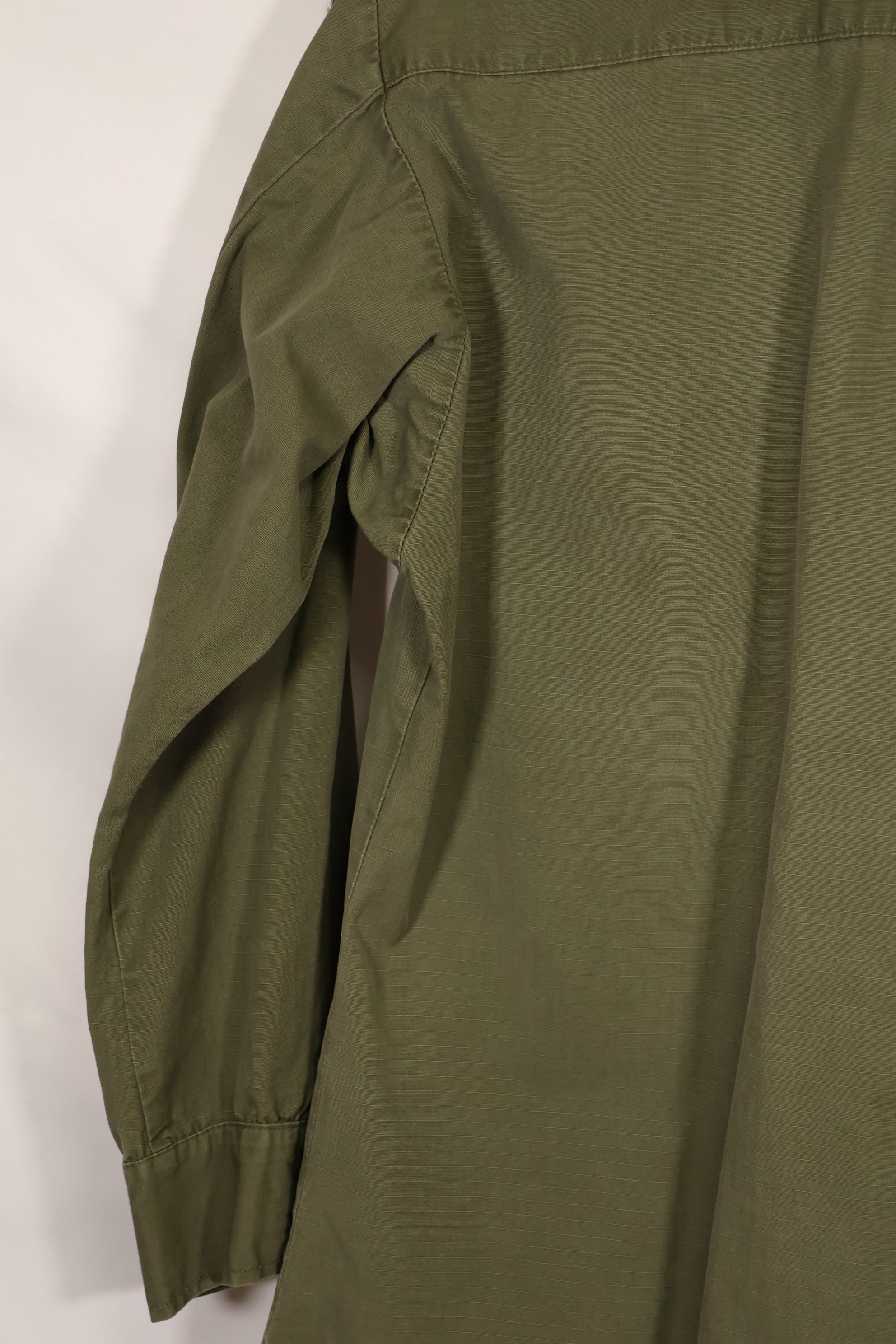 実物 MACV SOG RT VIPER 元隊員 4th Model ジャングルファティーグ RECONパッチのみレプリカ