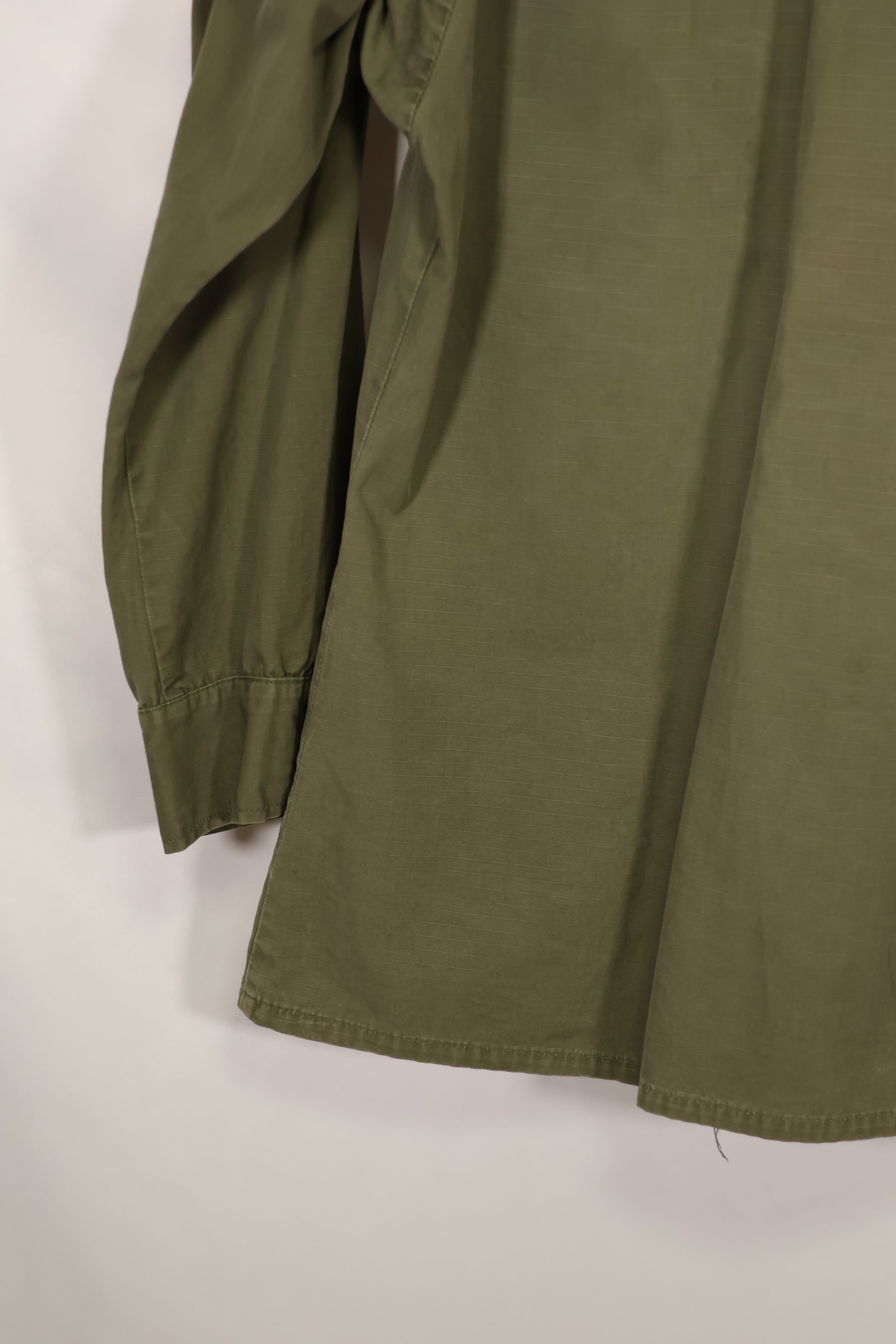 実物 MACV SOG RT VIPER 元隊員 4th Model ジャングルファティーグ RECONパッチのみレプリカ