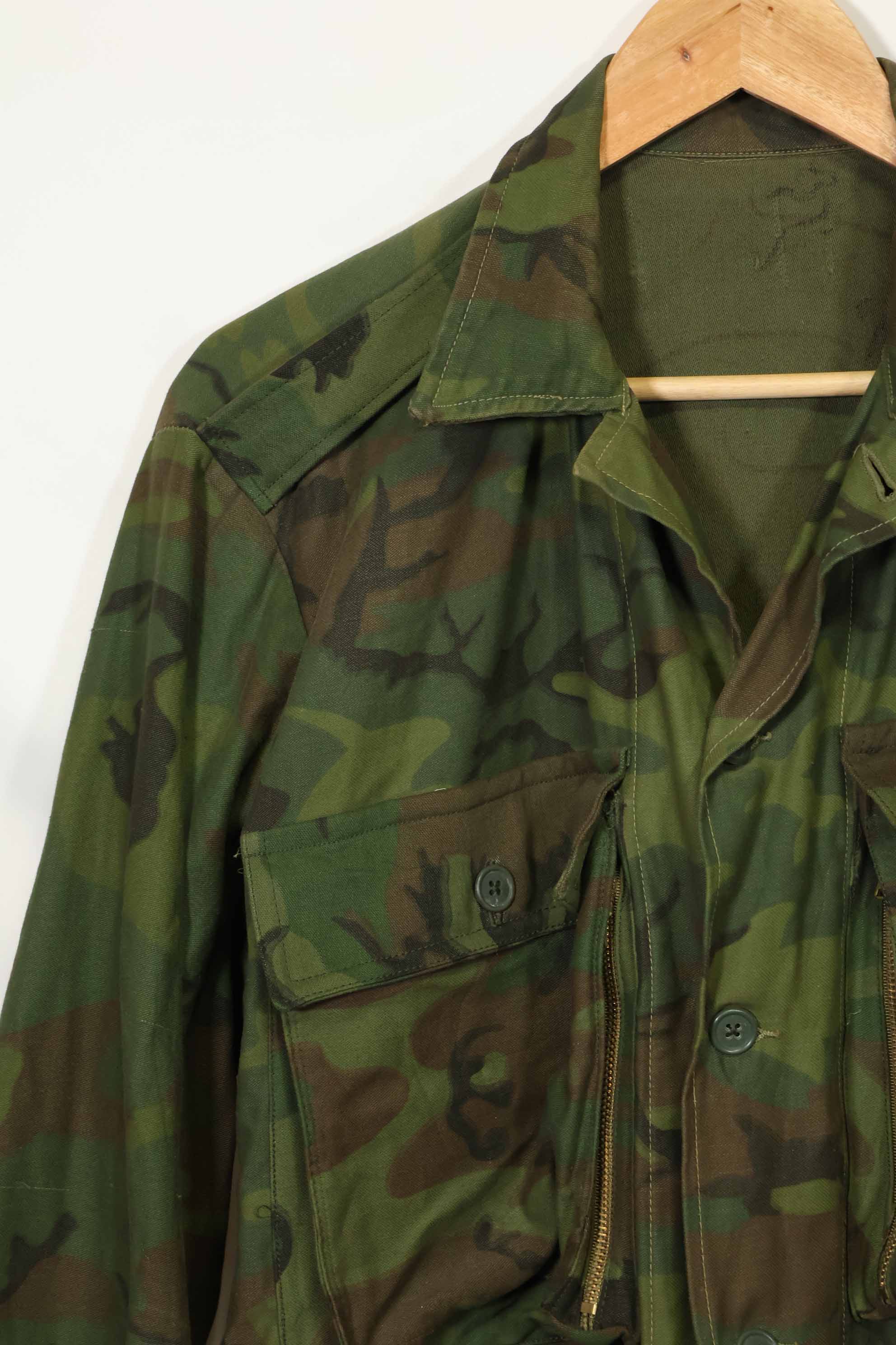 1960年代〜70年代 アメリカ軍アドバイザー インビジブルリーフ迷彩 改造あり ほぼ未使用品