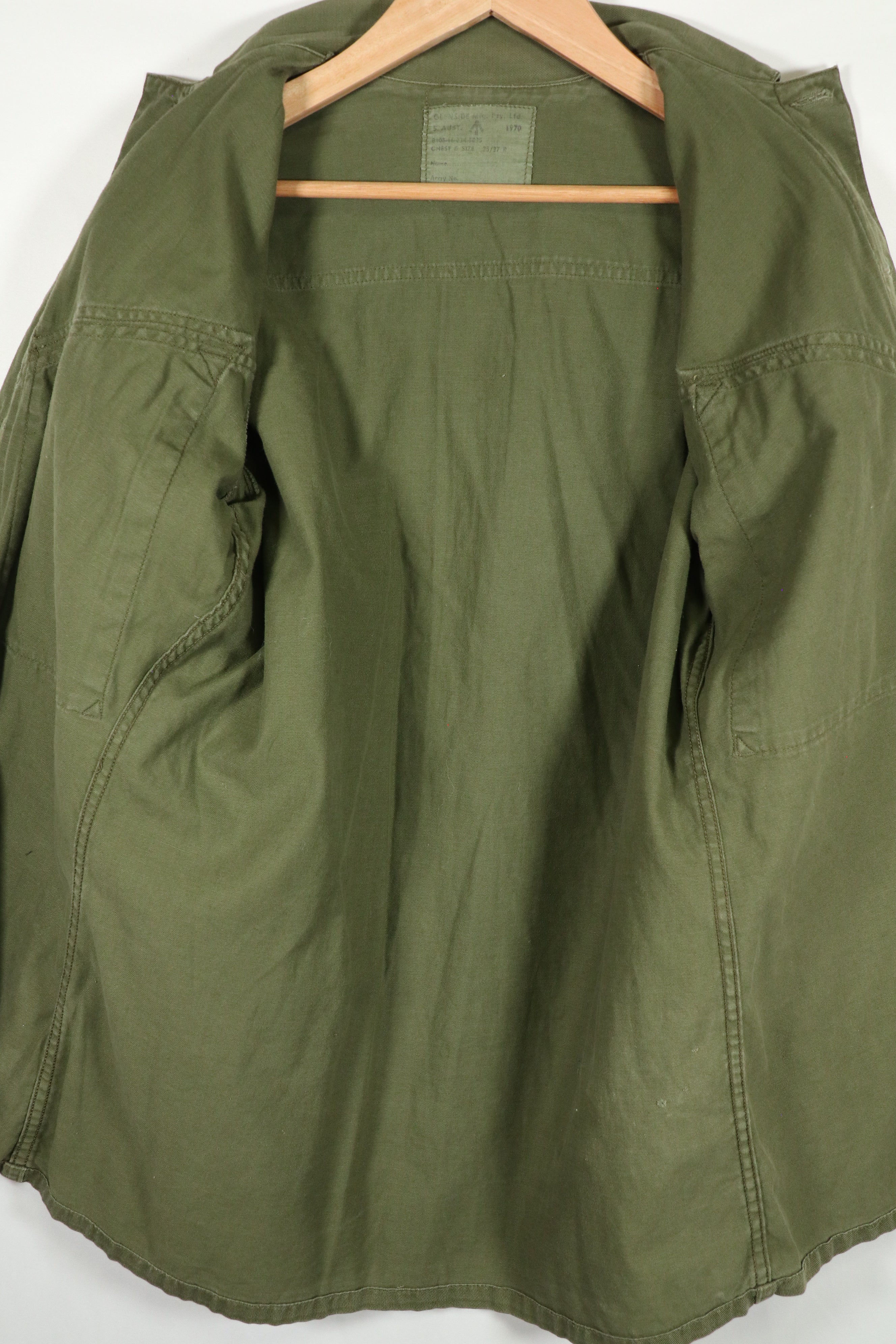 実物 1970年製 オーストラリア軍 ファティーグシャツ 階級章付き 中古品