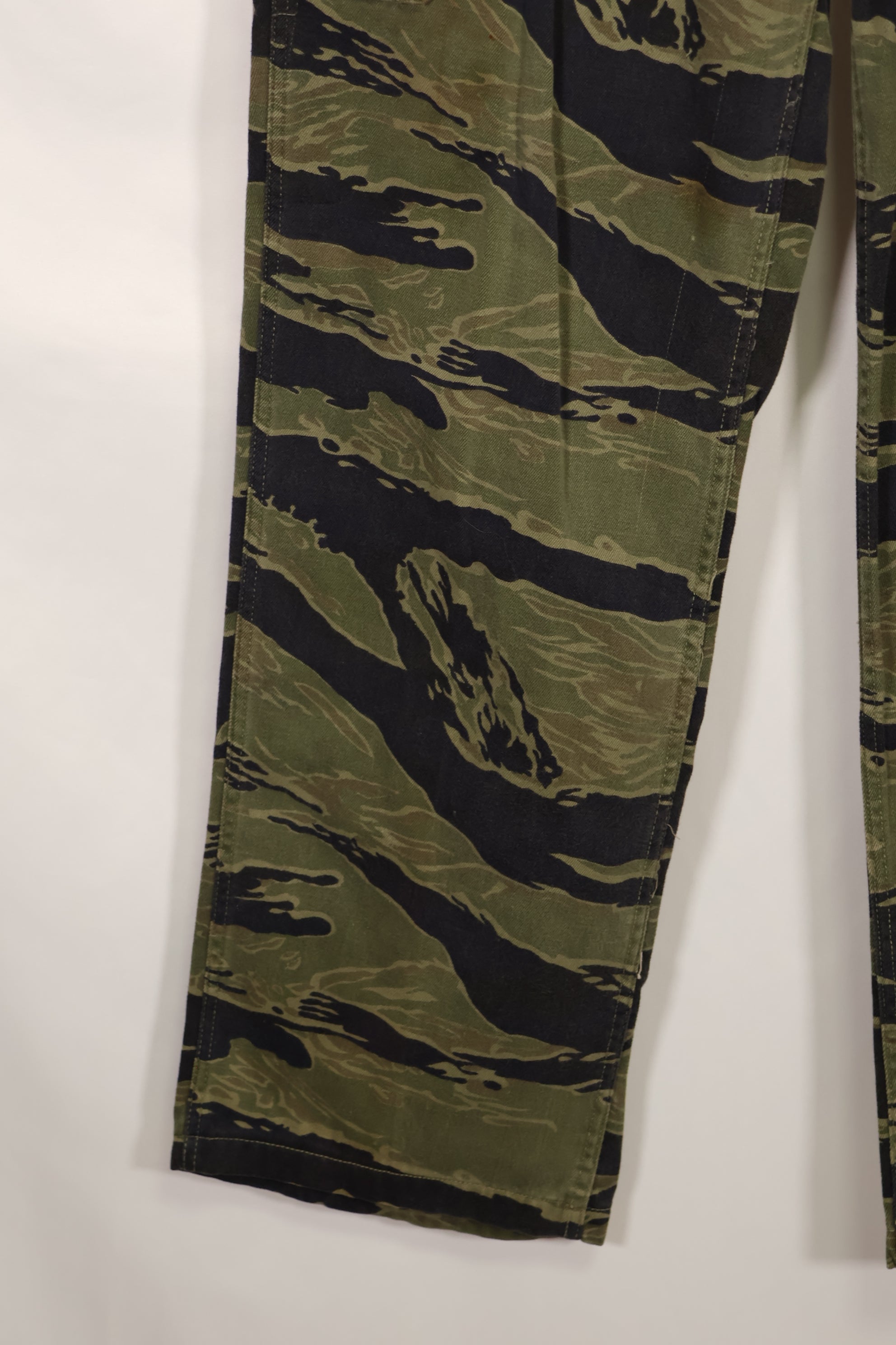 実物 クラシックパターン タイガーストライプ パンツ Asian Cut 中古品