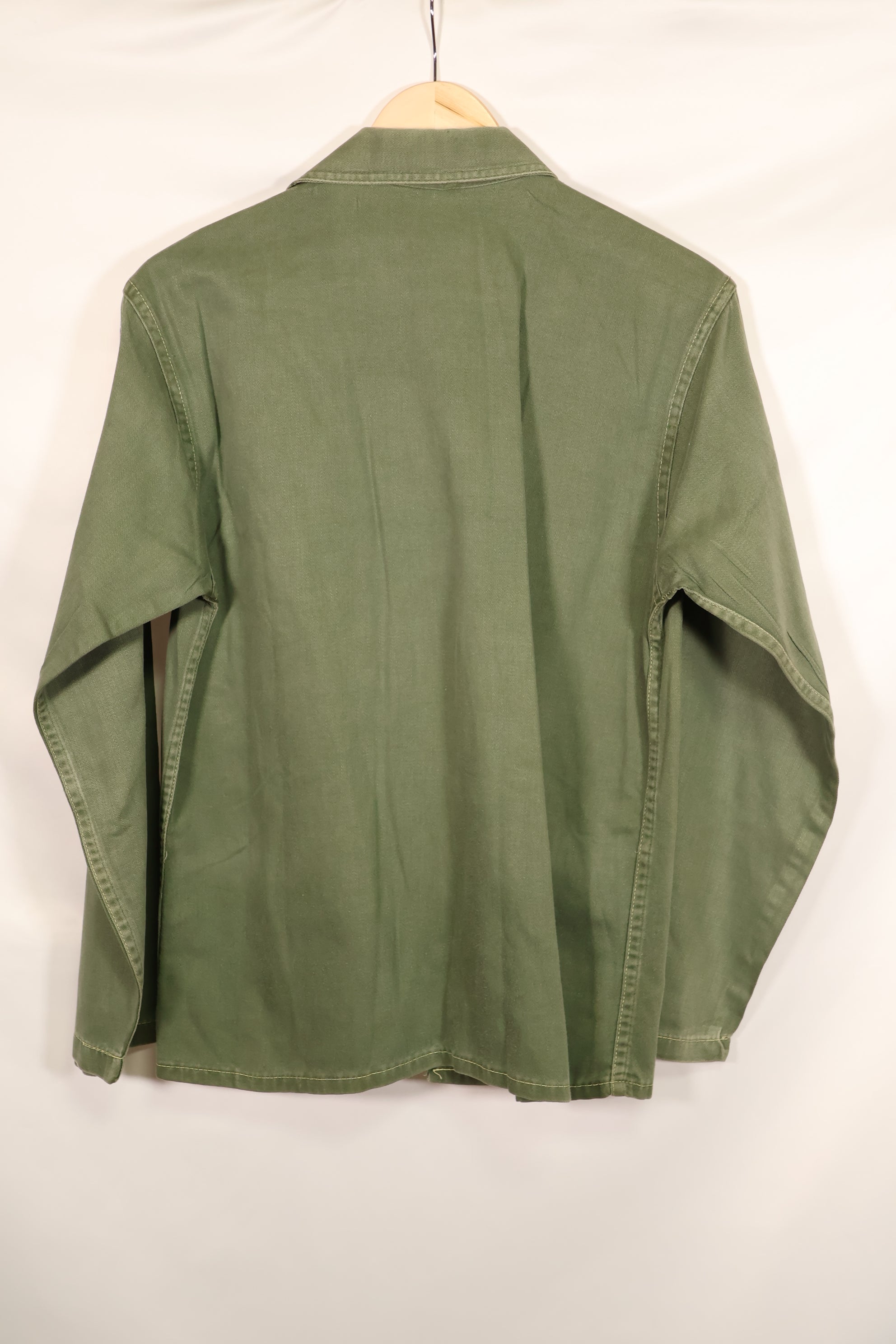 実物 1950年代 アメリカ陸軍 OG-107 ユーティリティシャツ 金属ボタン 中古品 パッチ後付け