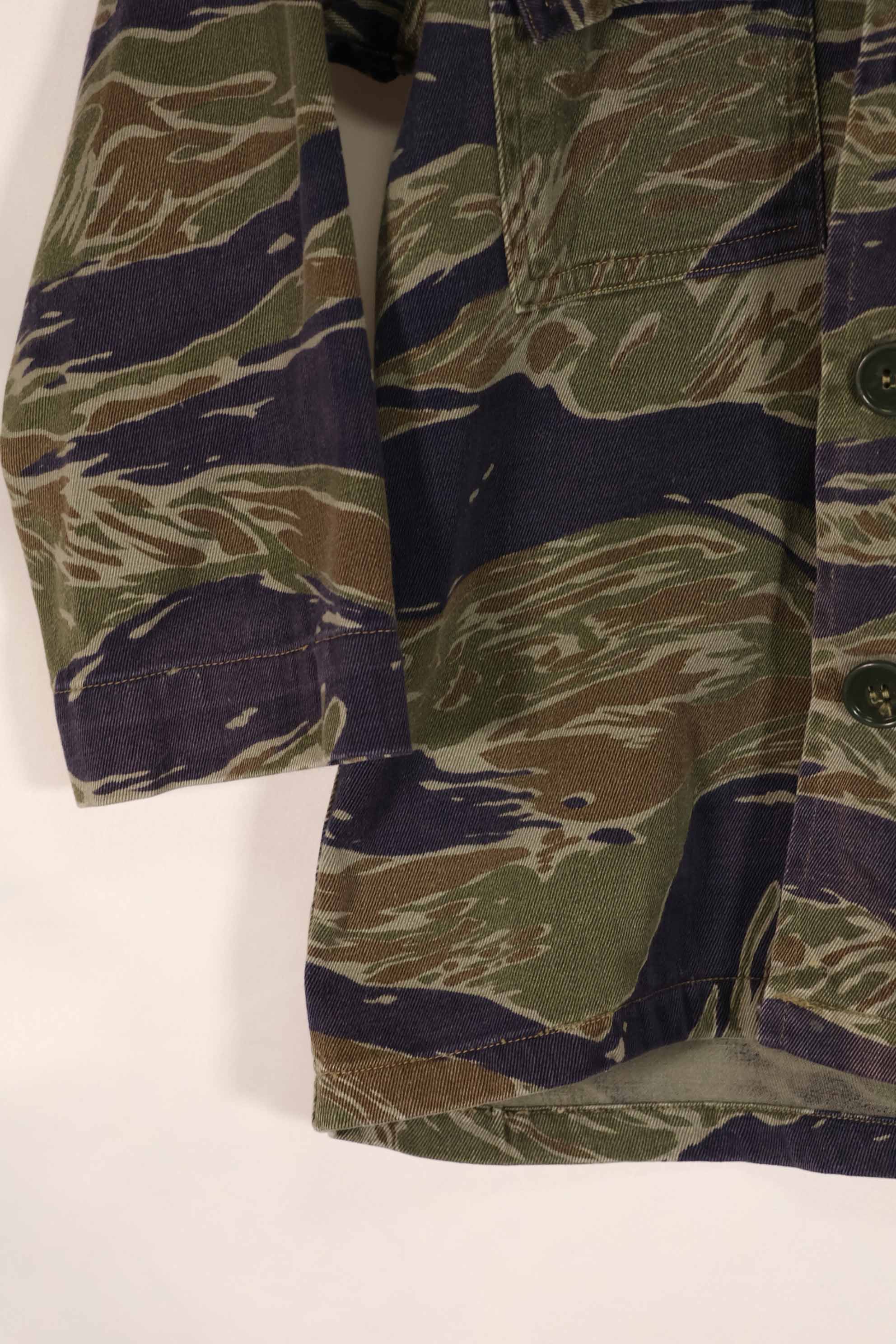 実物 子供用 スーベニア品 シルバータイガーストライプ シャツ 中古品