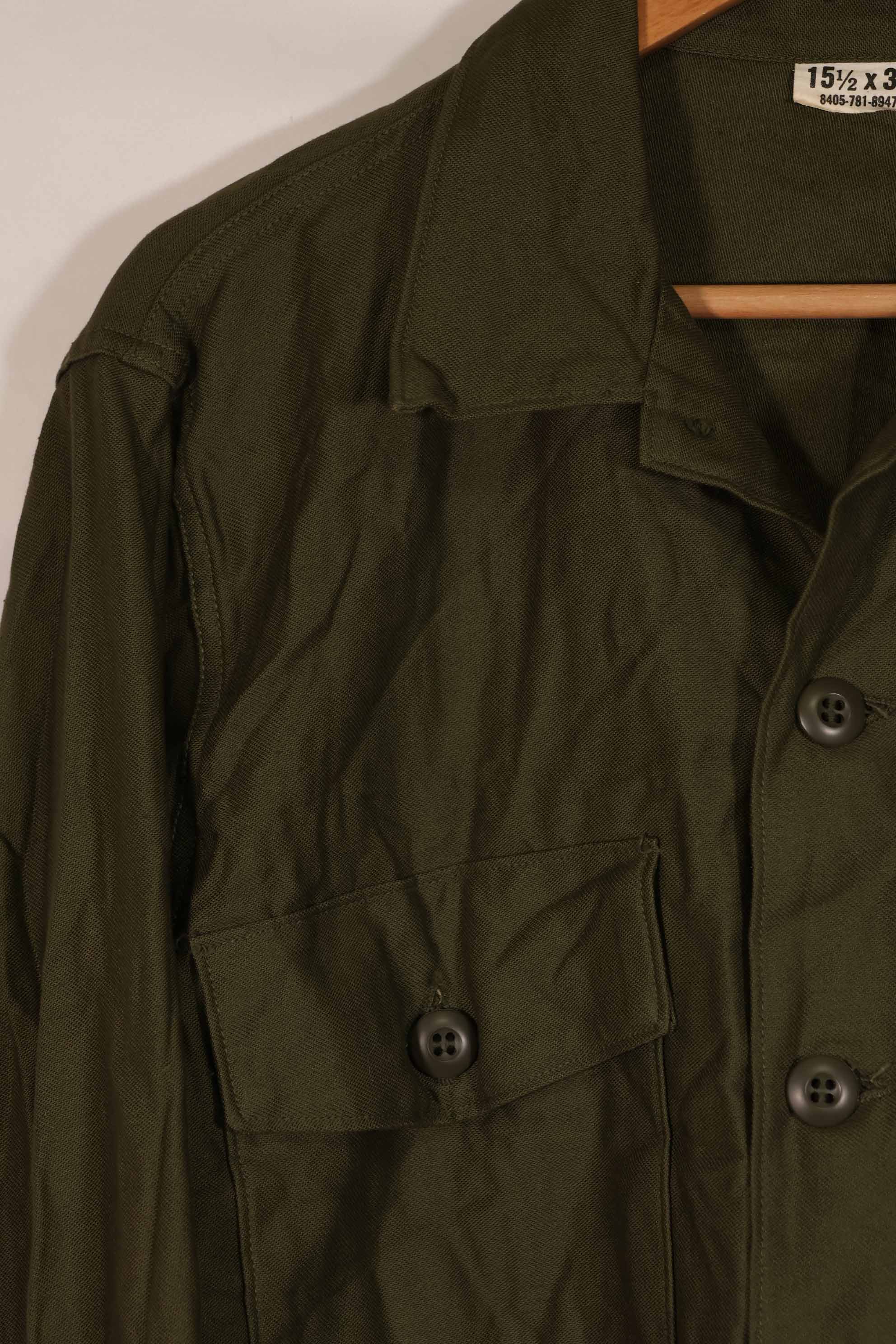 実物 1967年製 アメリカ軍 OG-107 ユーティリティシャツ ほぼ未使用品 B
