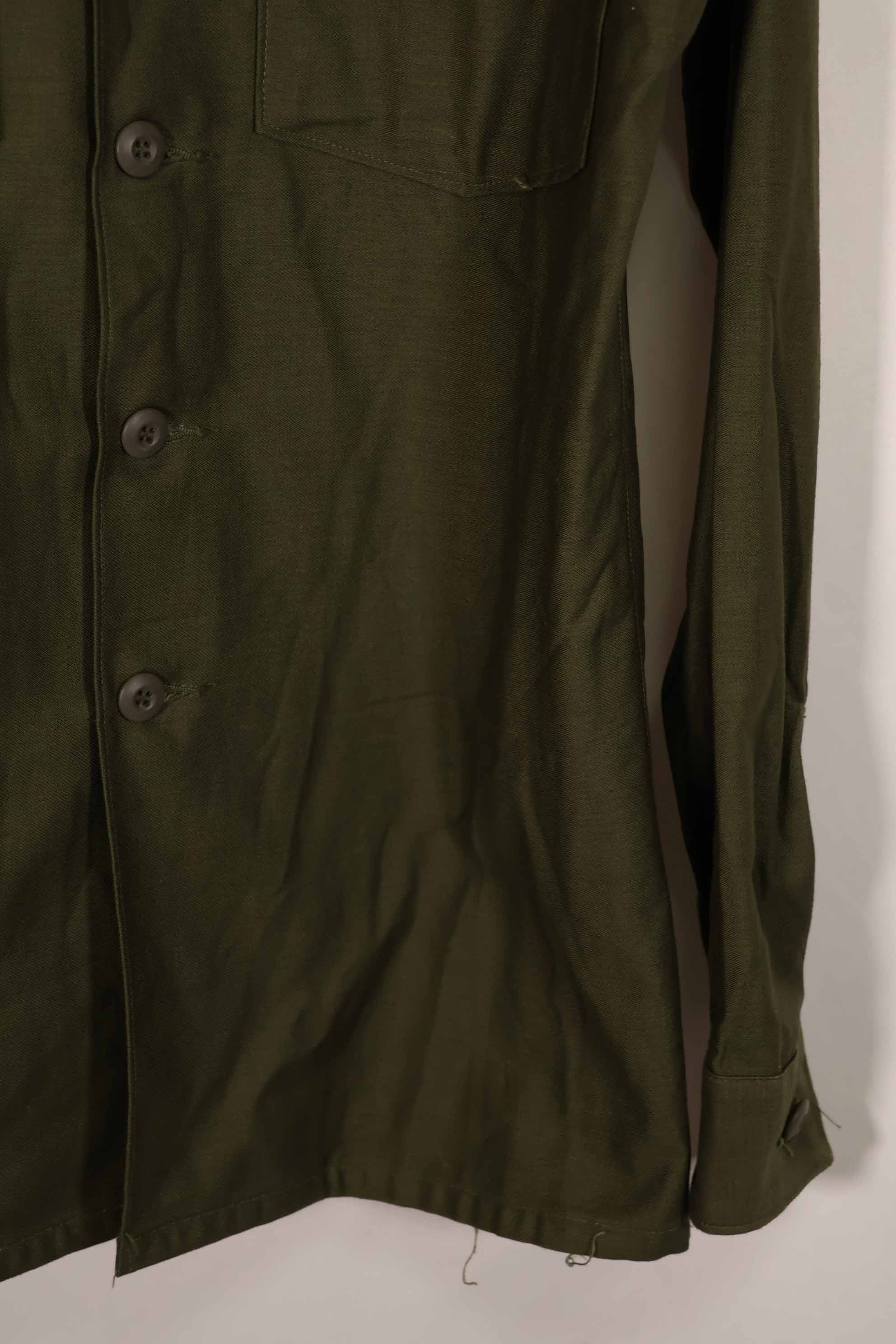 実物 1960年代前半ロット アメリカ軍 OG-107 ユーティリティシャツ ほぼ未使用品 C