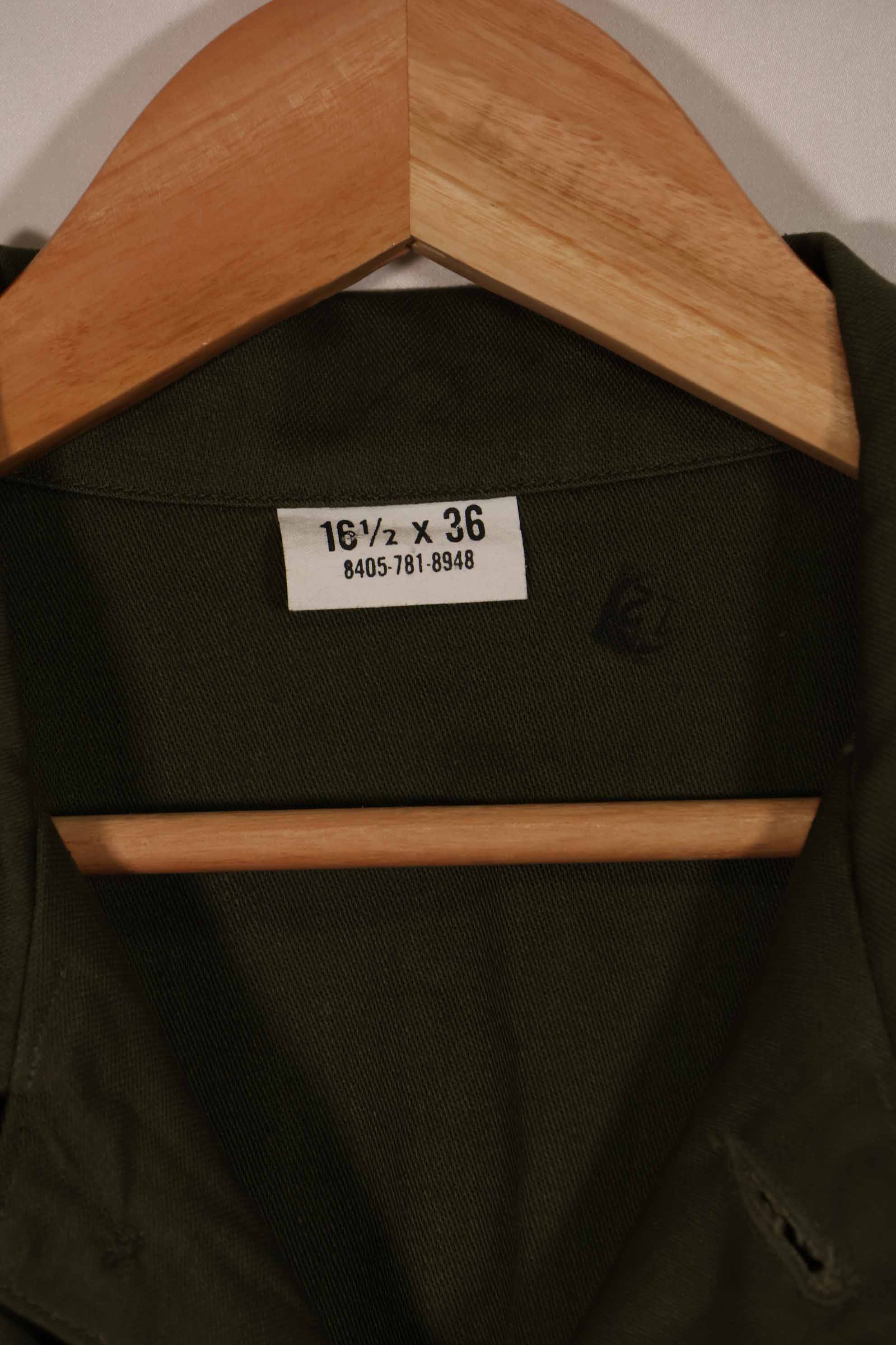 実物 1960年代前半ロット アメリカ軍 OG-107 ユーティリティシャツ ほぼ未使用品 C