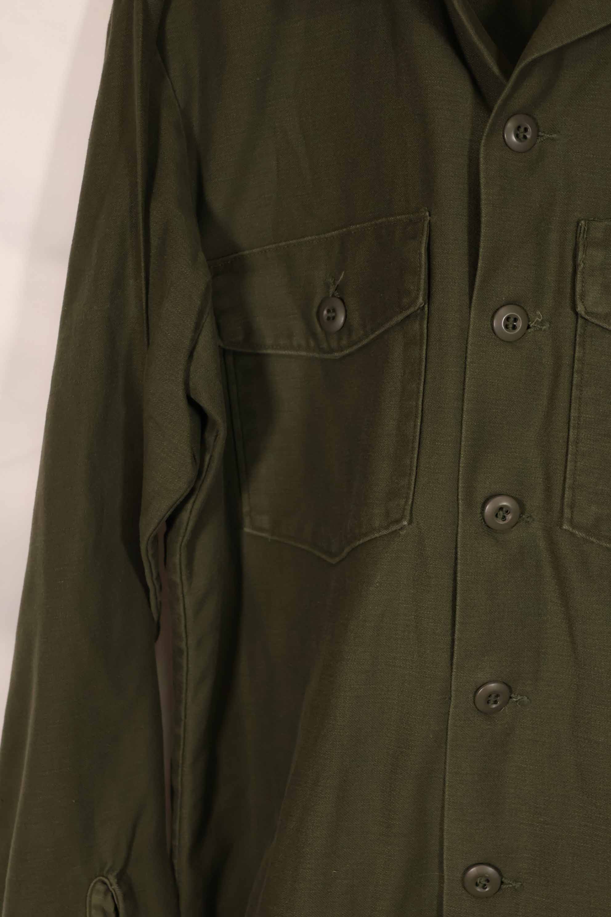 実物 1973年製 アメリカ軍 OG-107 ユーティリティシャツ 16 1/2 x 36 中古品 E