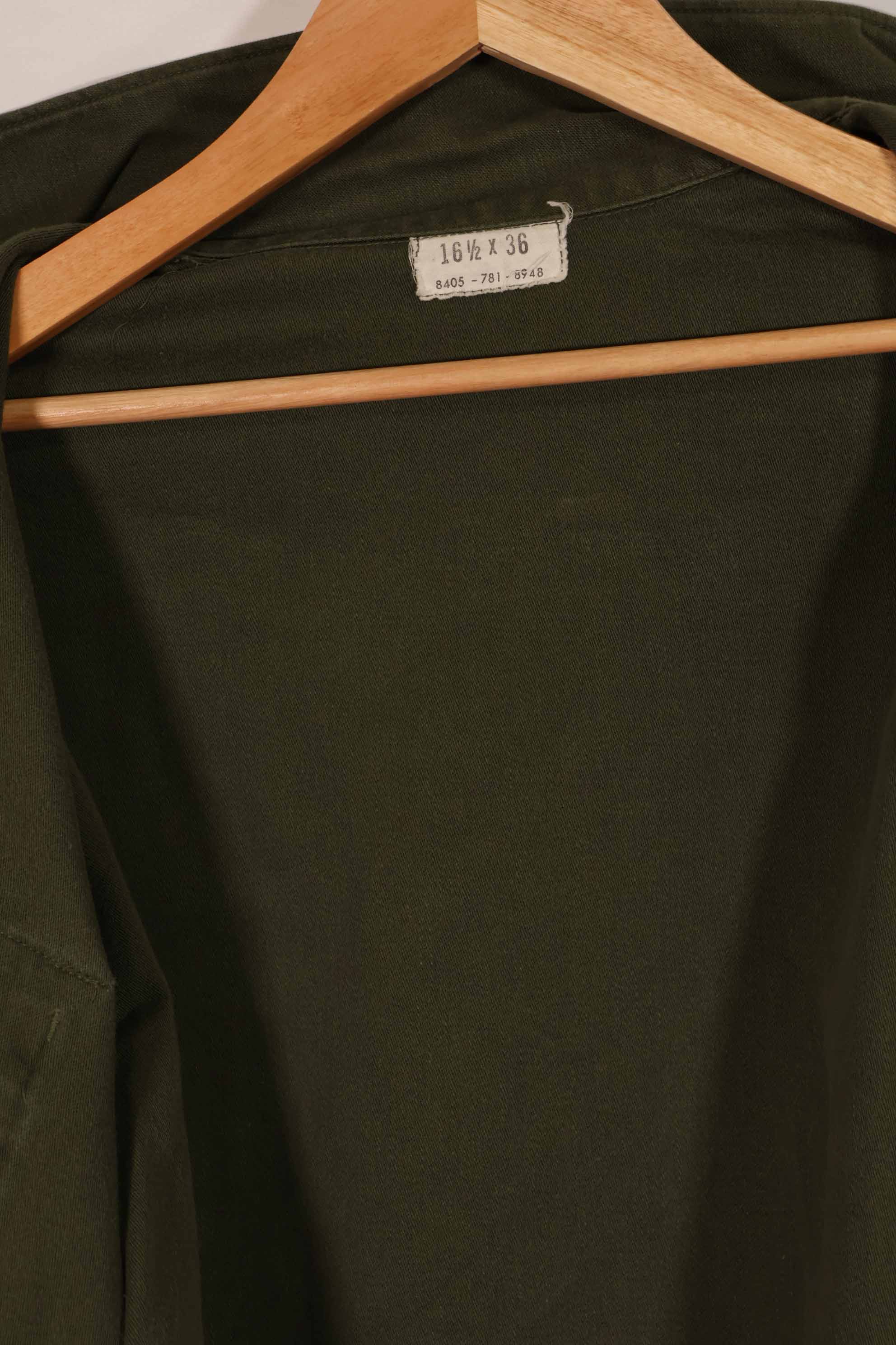 実物 1973年製 アメリカ軍 OG-107 ユーティリティシャツ 16 1/2 x 36 中古品 E