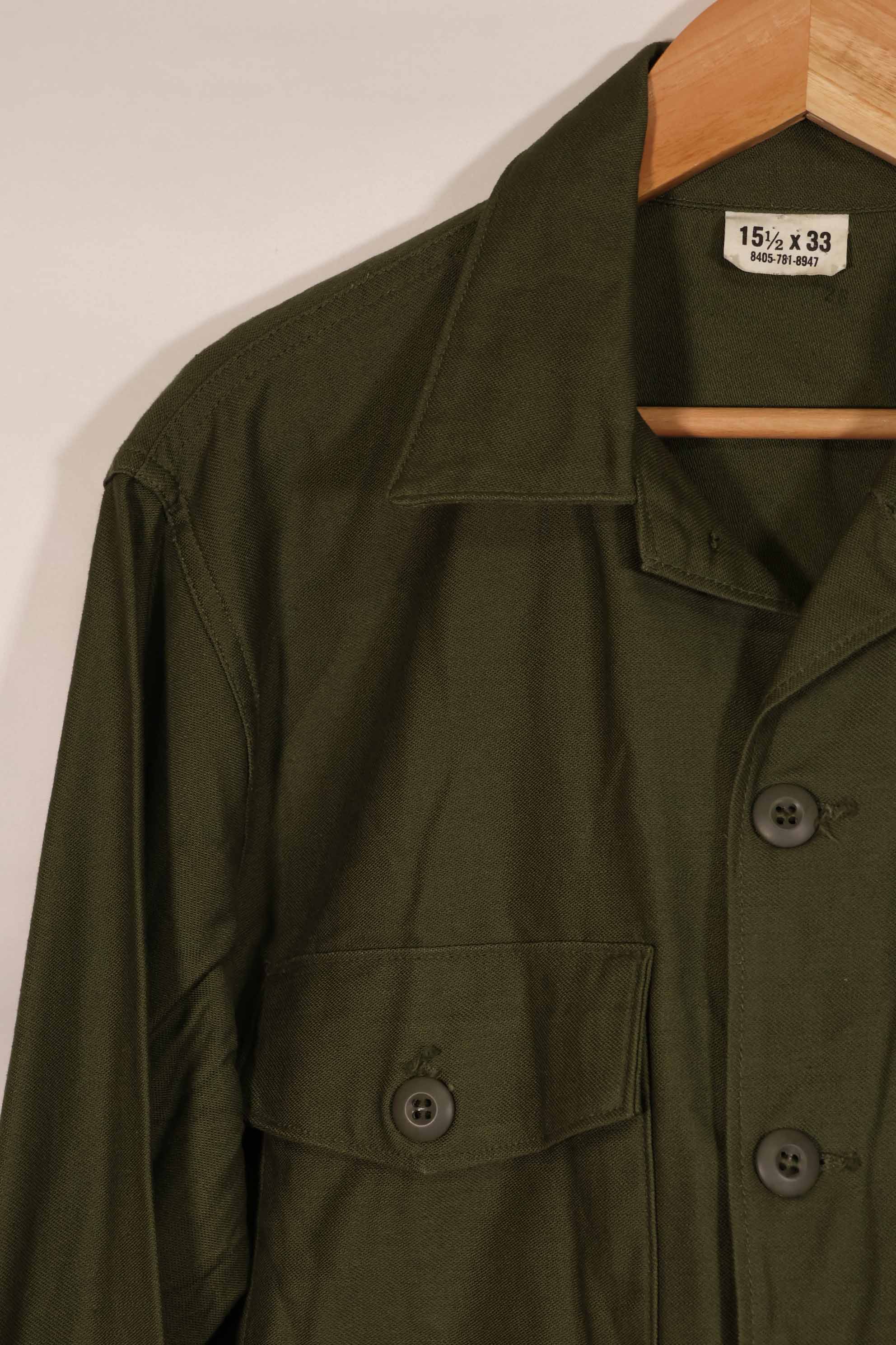 実物 1967年製 アメリカ軍 OG-107 ユーティリティシャツ ほぼ未使用品 D
