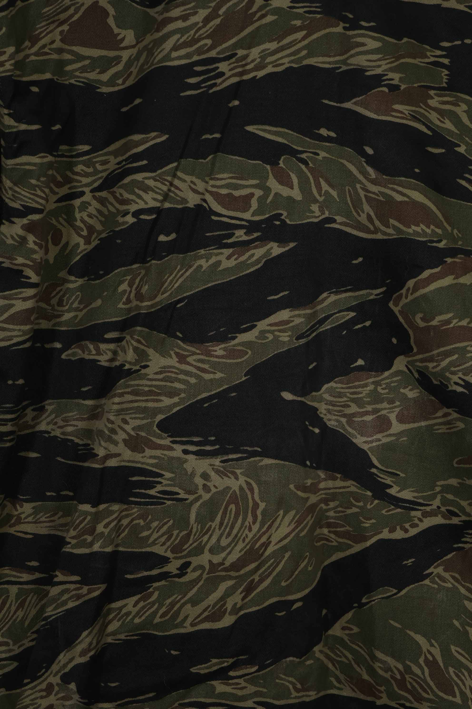 実物 シルバータイガーストライプ Asian Cut A-Lサイズ シャツ Used 状態良い