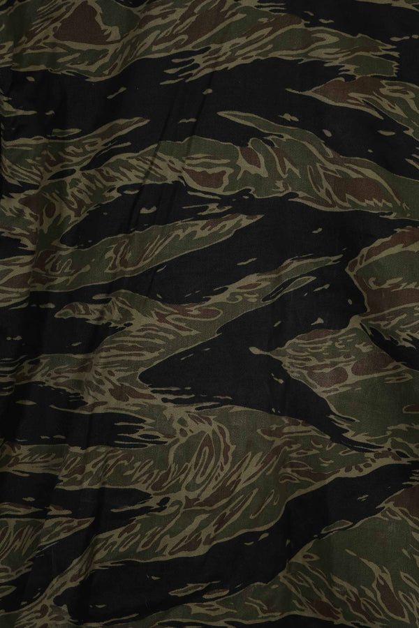 実物 シルバータイガーストライプ Asian Cut A-Lサイズ シャツ Used 状態良い