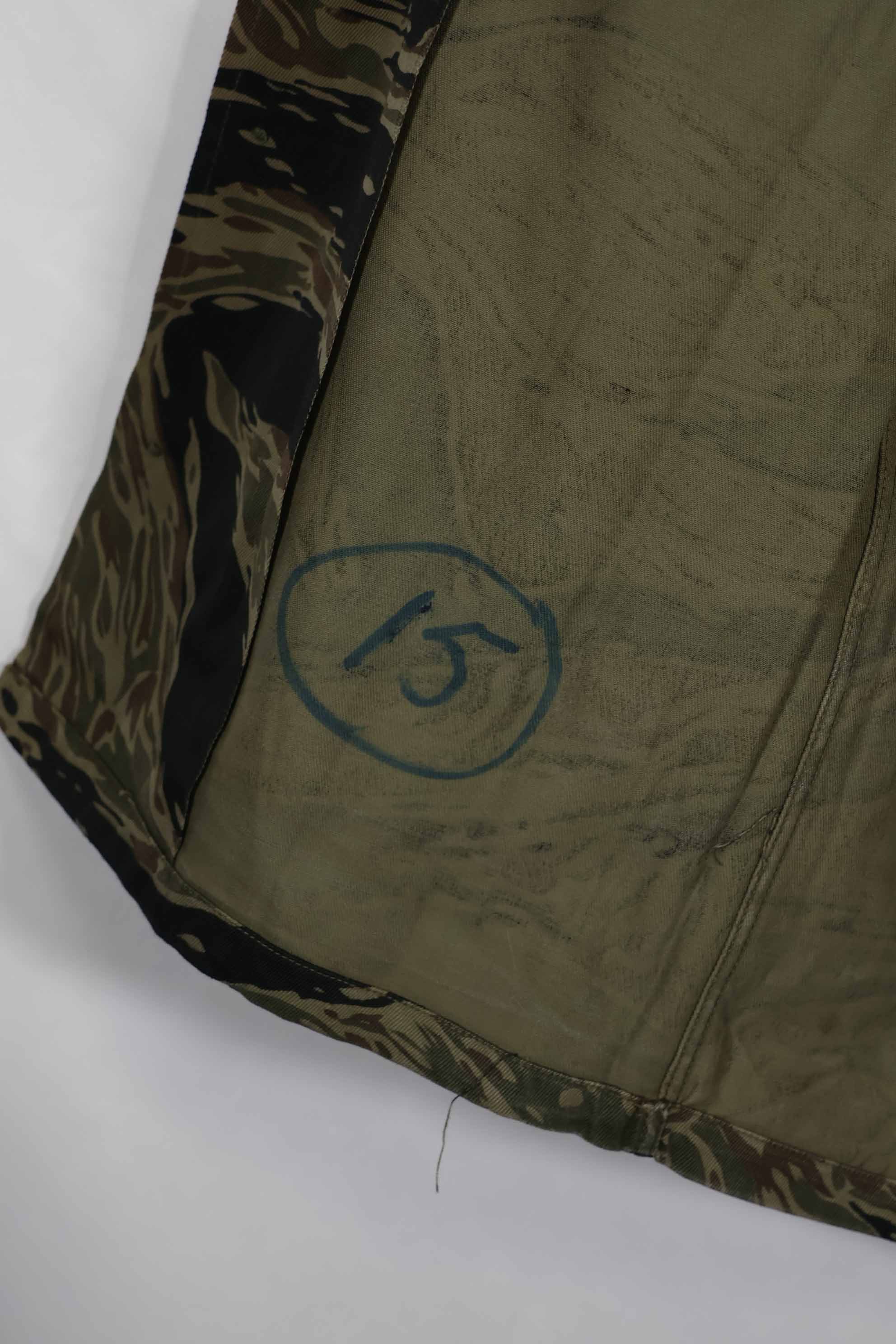 実物 シルバータイガーストライプ Asian Cut A-Lサイズ シャツ Used 状態良い