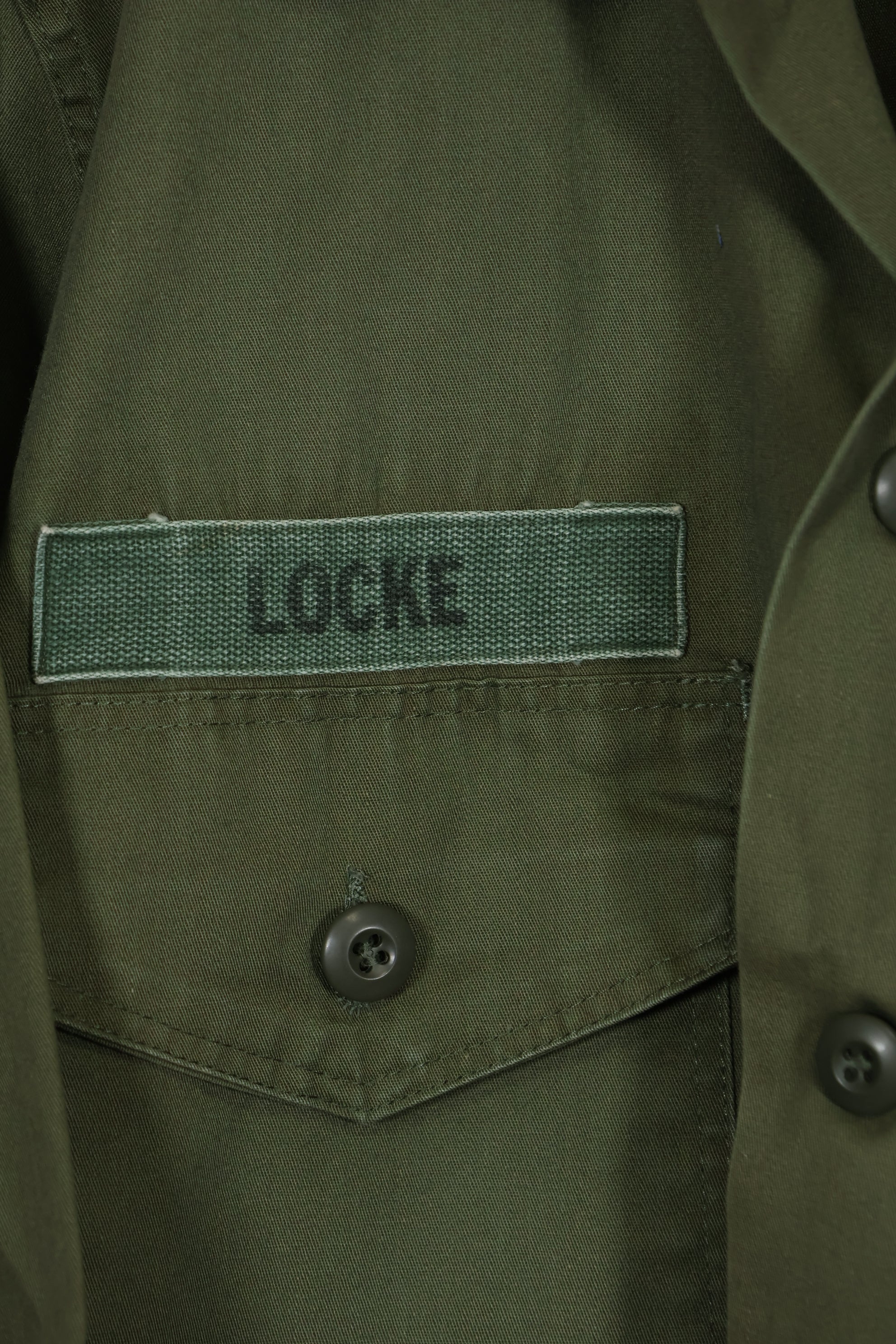 1960年代ロット OG-107 ユーティリティシャツ LOCKE 元SF隊員 放出 中古品 ノーアイロンシャツ A