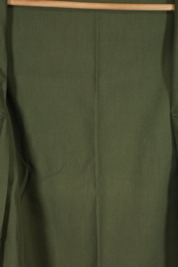 1960年代ロット OG-107 ユーティリティシャツ LOCKE 元SF隊員 放出 中古品 ノーアイロンシャツ B