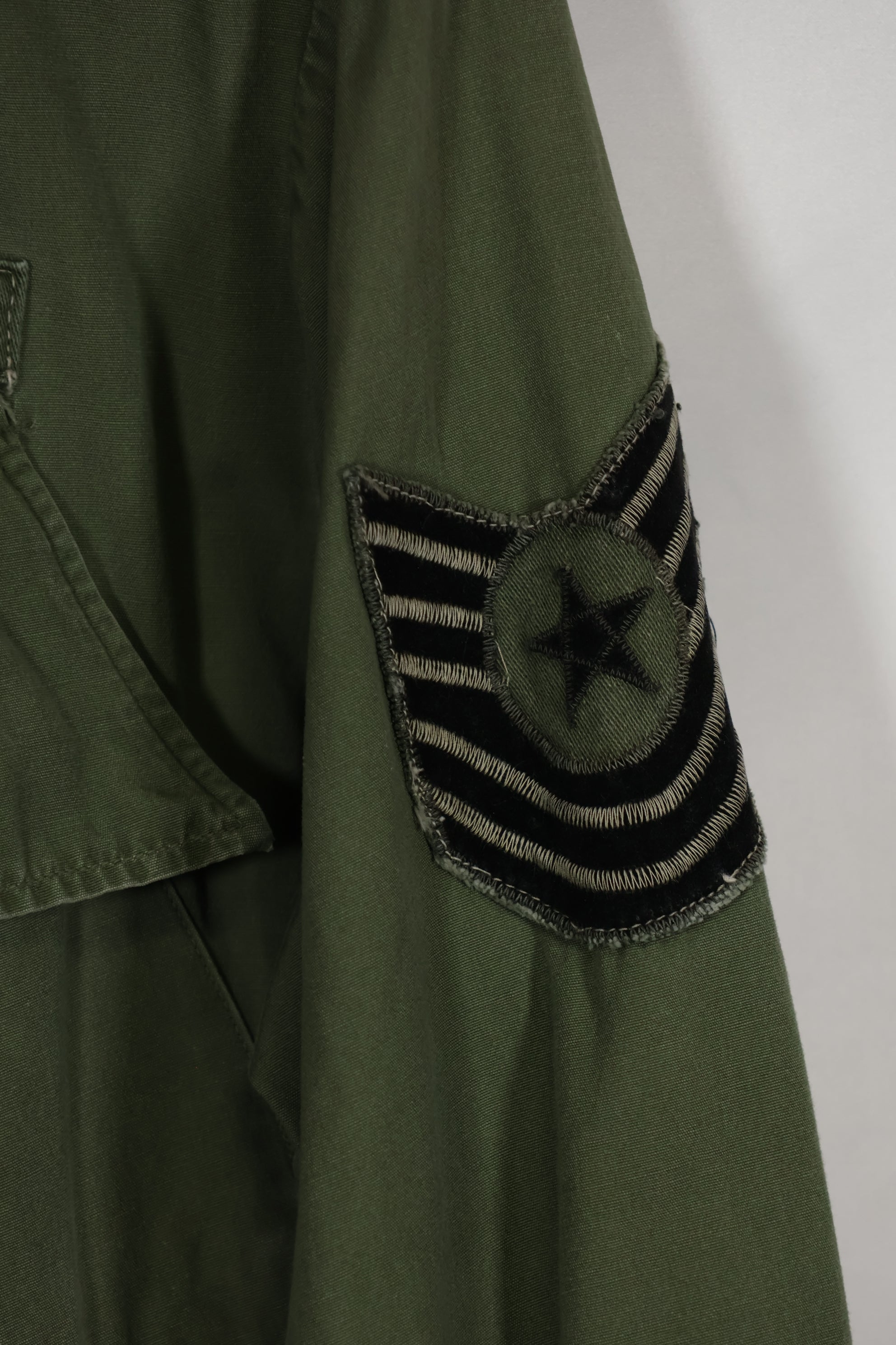 1967年製 3rd Model ジャングルファティーグ ジャケット USAF 初付け M-R 中古品
