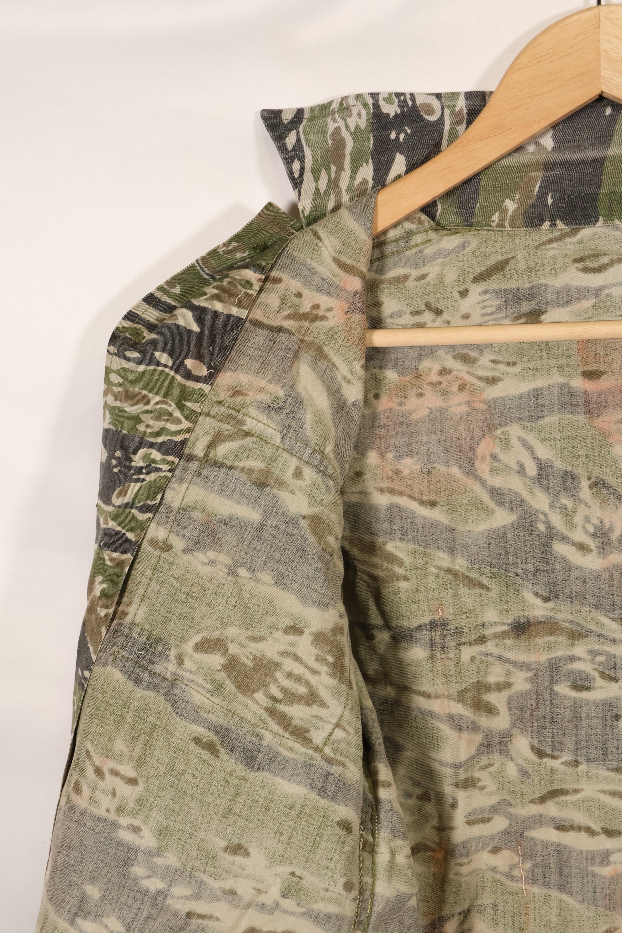 1960年代 タイガーストライプ シャツ CIDGパターン 退色あり 汚れあり 中古品