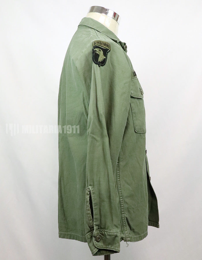 実物 アメリカ陸軍 ユーティリティシャツ OG-107  第一師団パッチなど徽章付(後付け)
